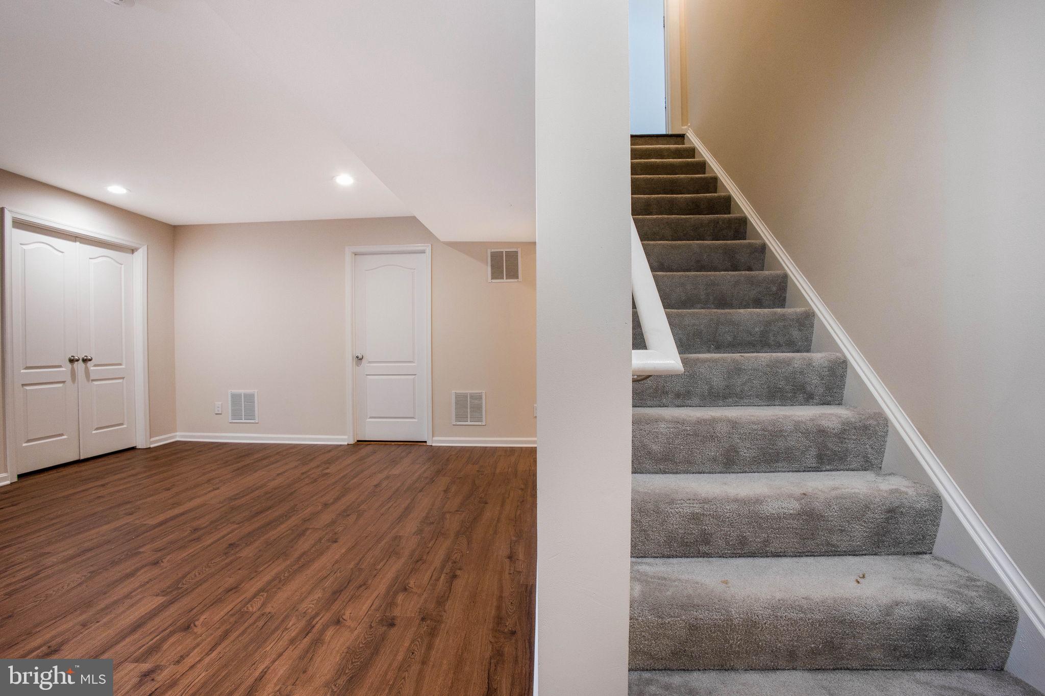 STONE CREST - Residential