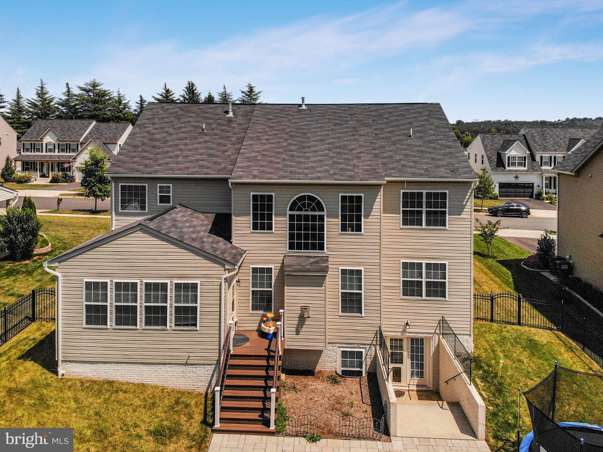 STONE CREST - Residential