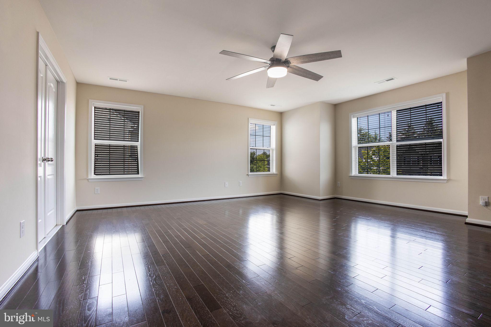 STONE CREST - Residential