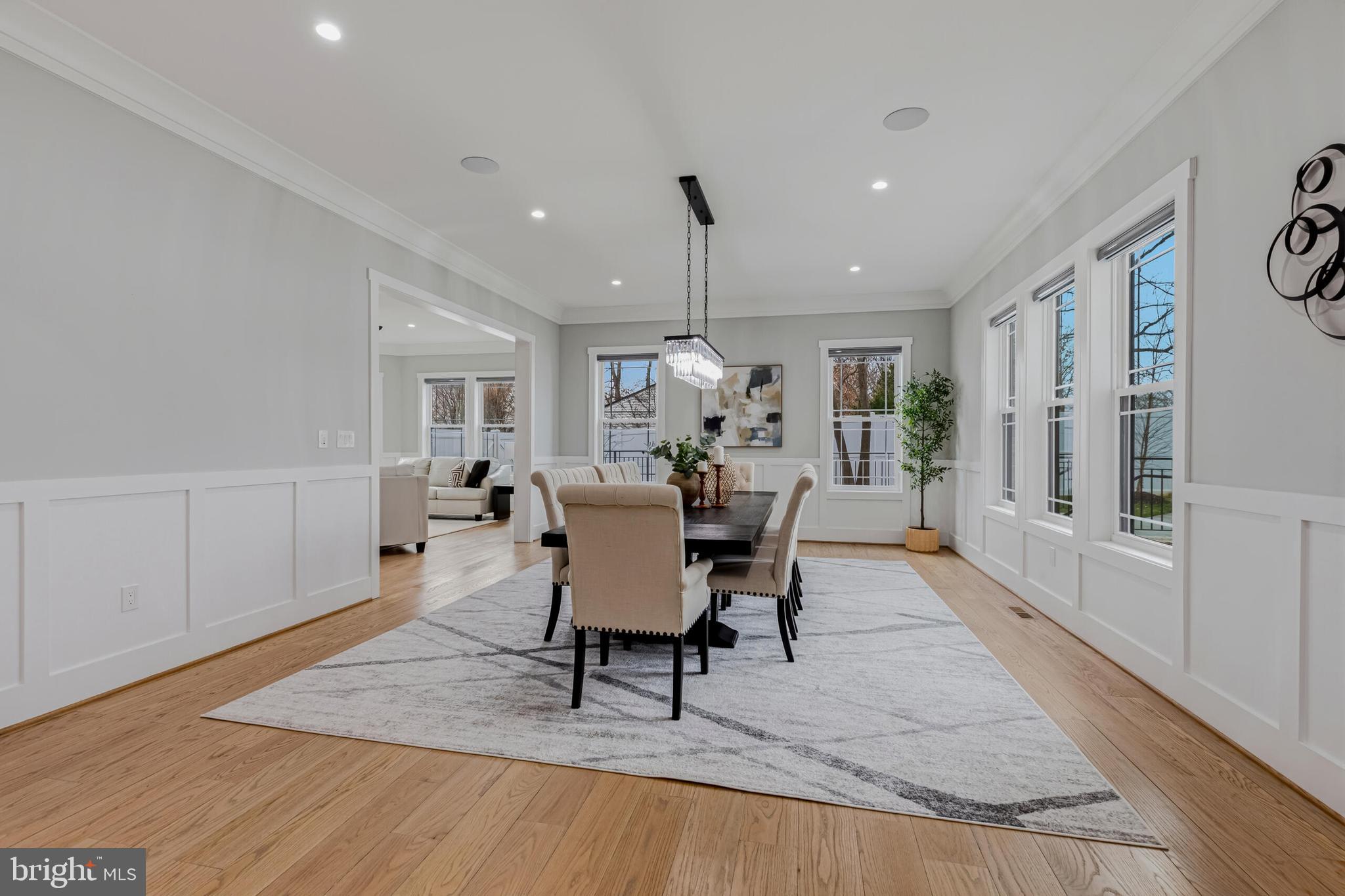 CHALET WOODS - Residential