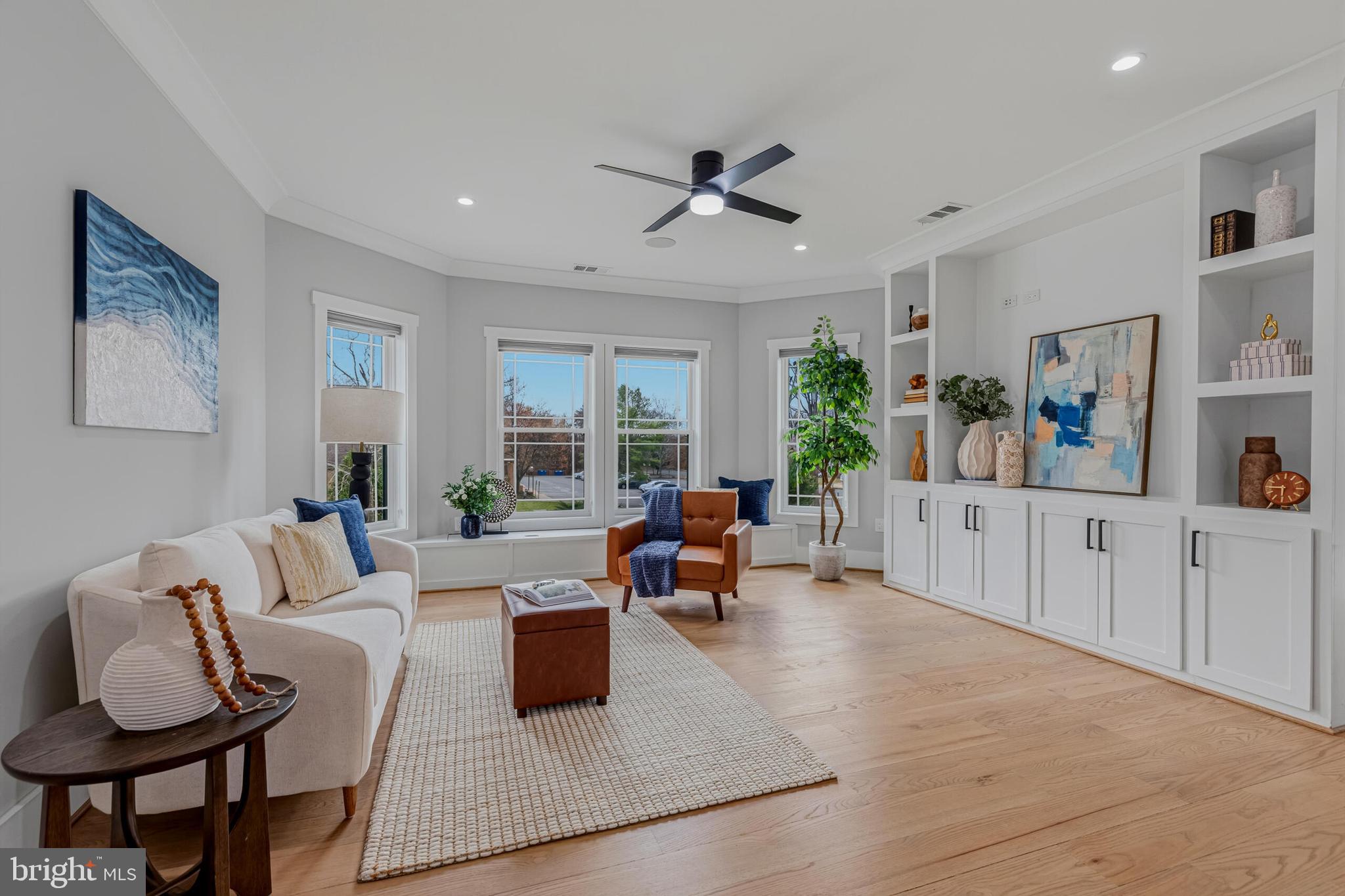 CHALET WOODS - Residential