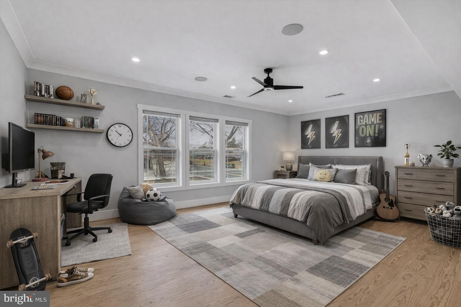 CHALET WOODS - Residential