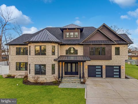 Photo of 14700 Cranoke Street, CENTREVILLE, VA 20120 (MLS # VAFX2295076)