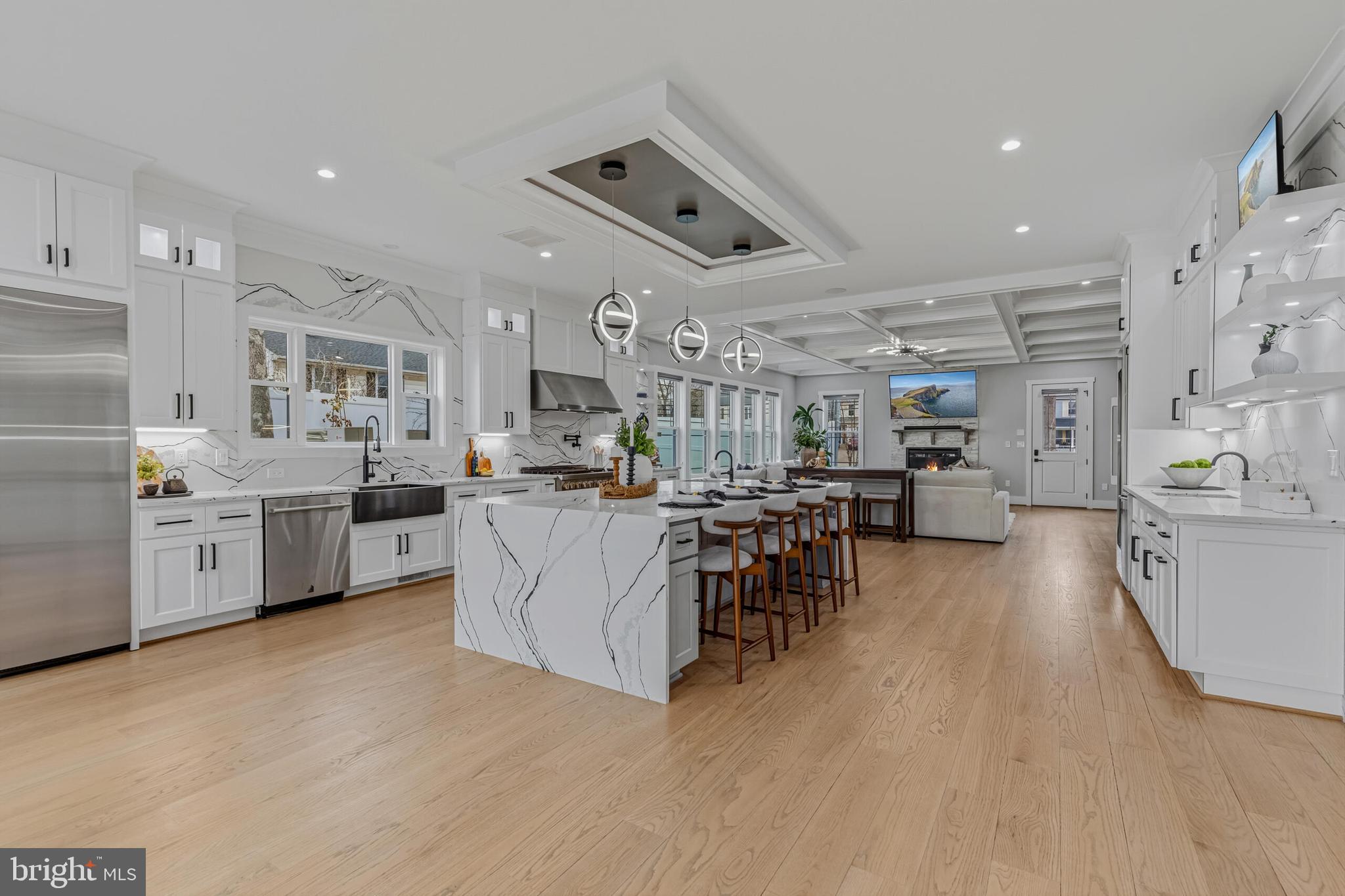 CHALET WOODS - Residential