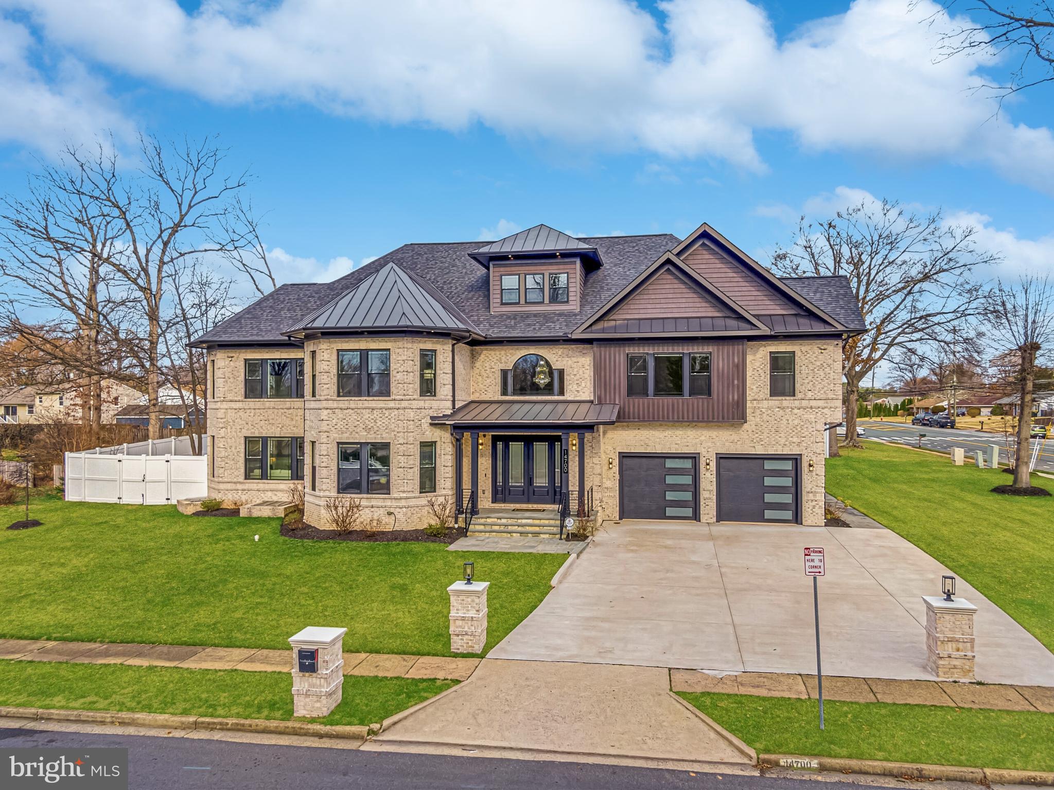 CHALET WOODS - Residential