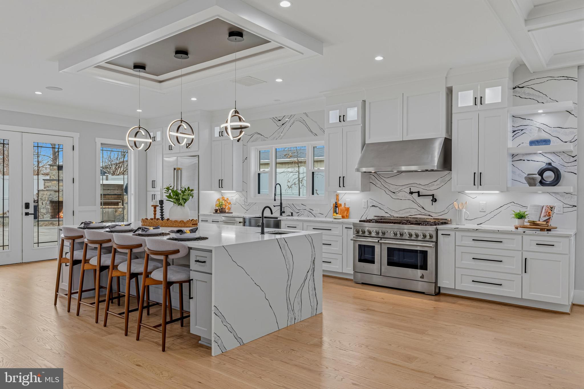 CHALET WOODS - Residential