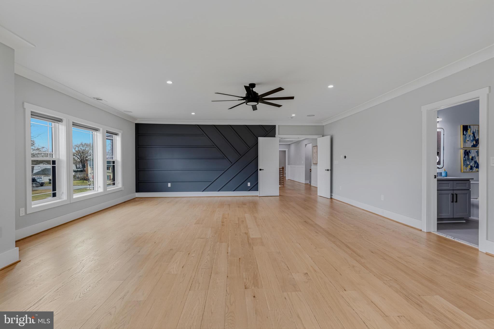 CHALET WOODS - Residential