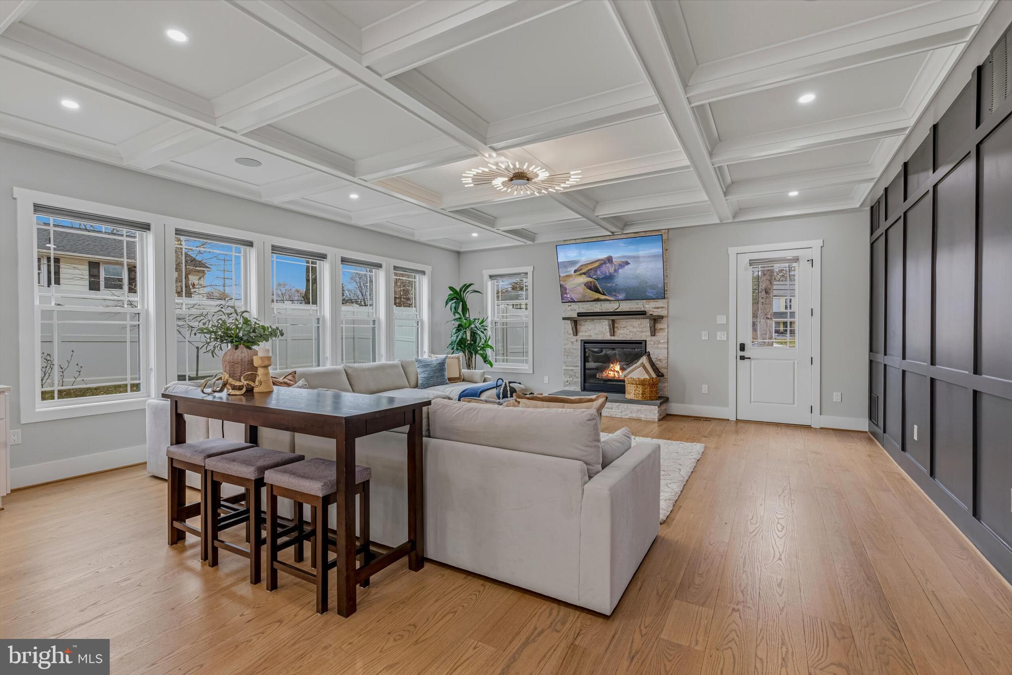 CHALET WOODS - Residential