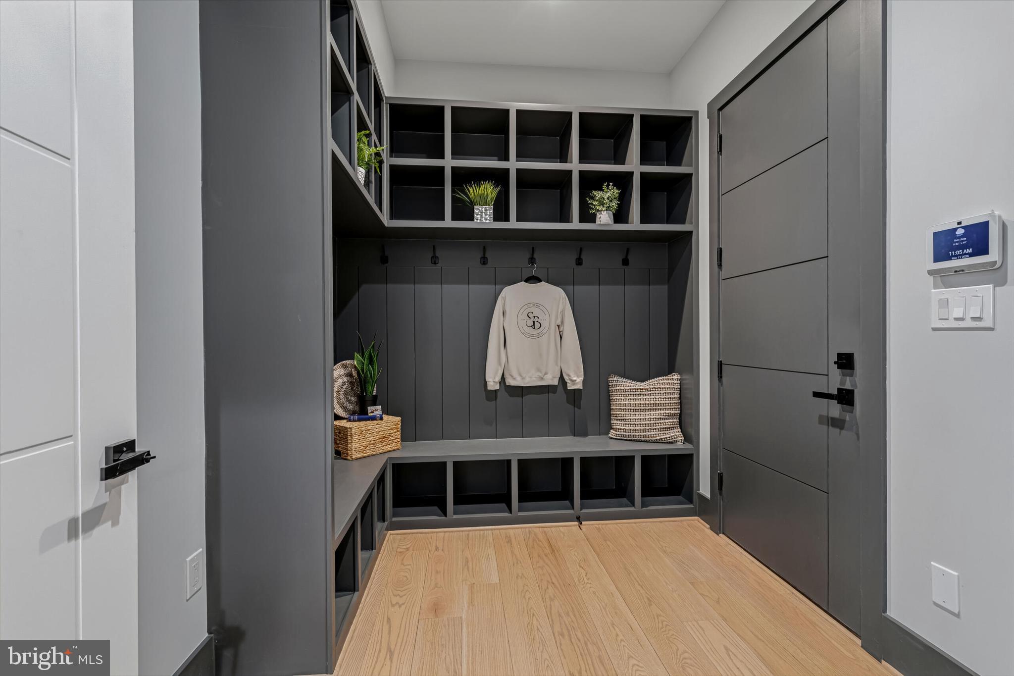 CHALET WOODS - Residential