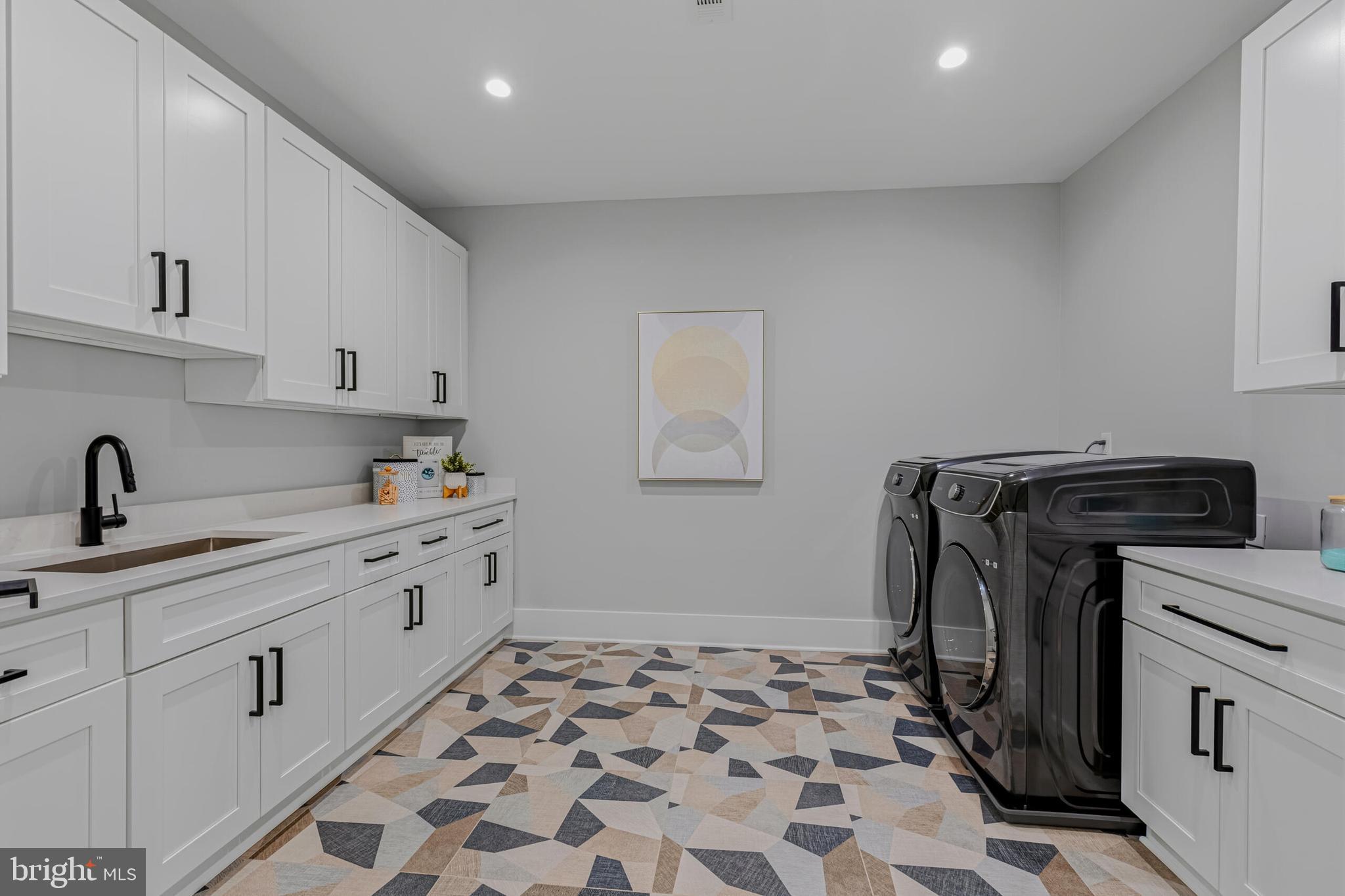 CHALET WOODS - Residential