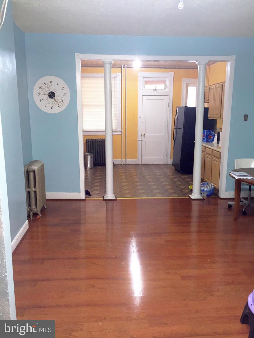 *SELLER SAYS SELL, BRING YOUR BEST OFFER* Perfect opportunity for Investor to add to their rental portfolio or 1st Time Homeowner! A TRUE 3 bedroom that offers charm and character. Skylights in the stairway, bedroom and bathroom. Fully Finished basement with Laundry room. 2 Decks that overlook a large fenced rear yard that backs to nothing but privacy. COME SEE and BUY TODAY!!!