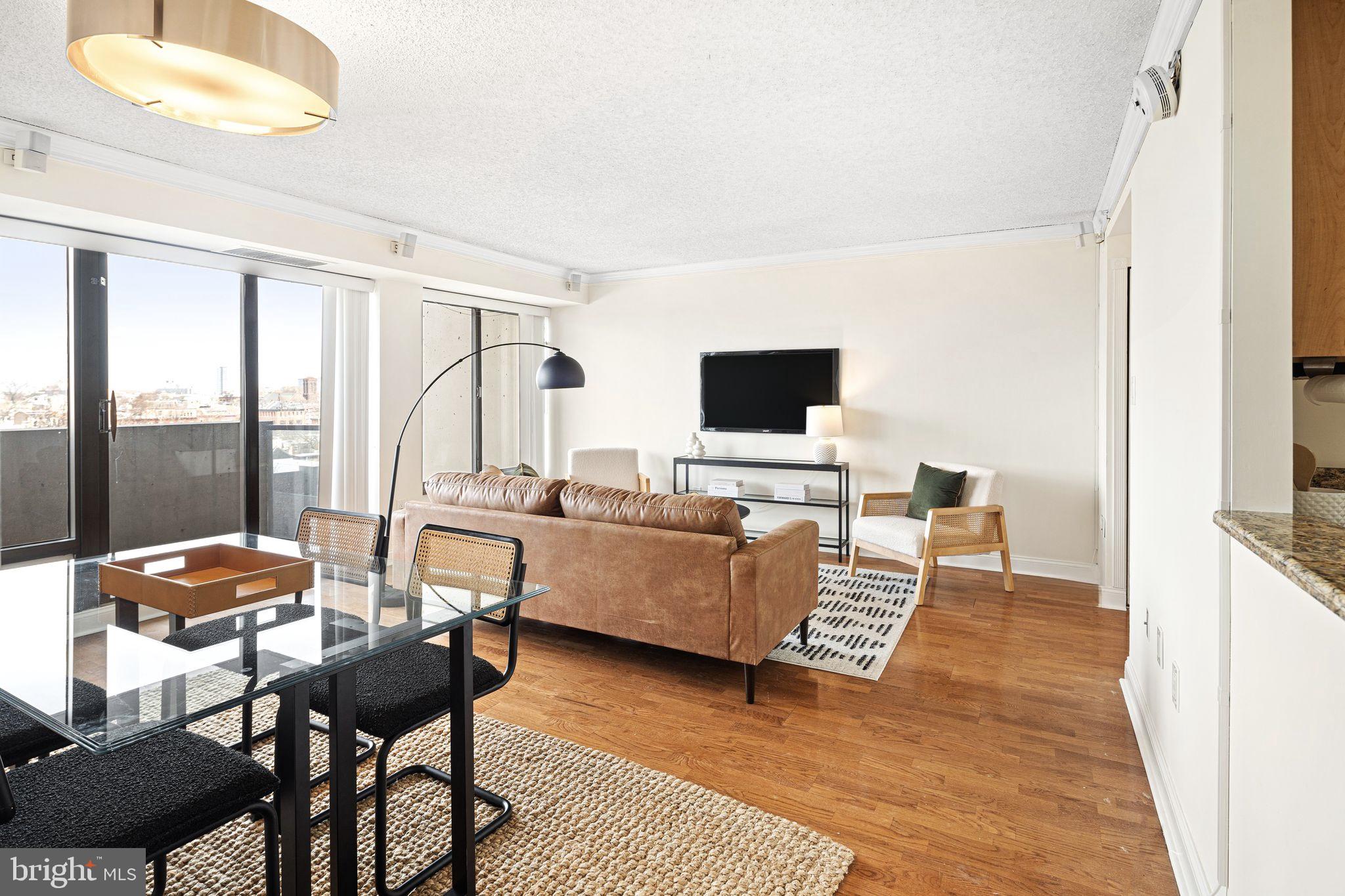 ART MUSEUM AREA - Residential