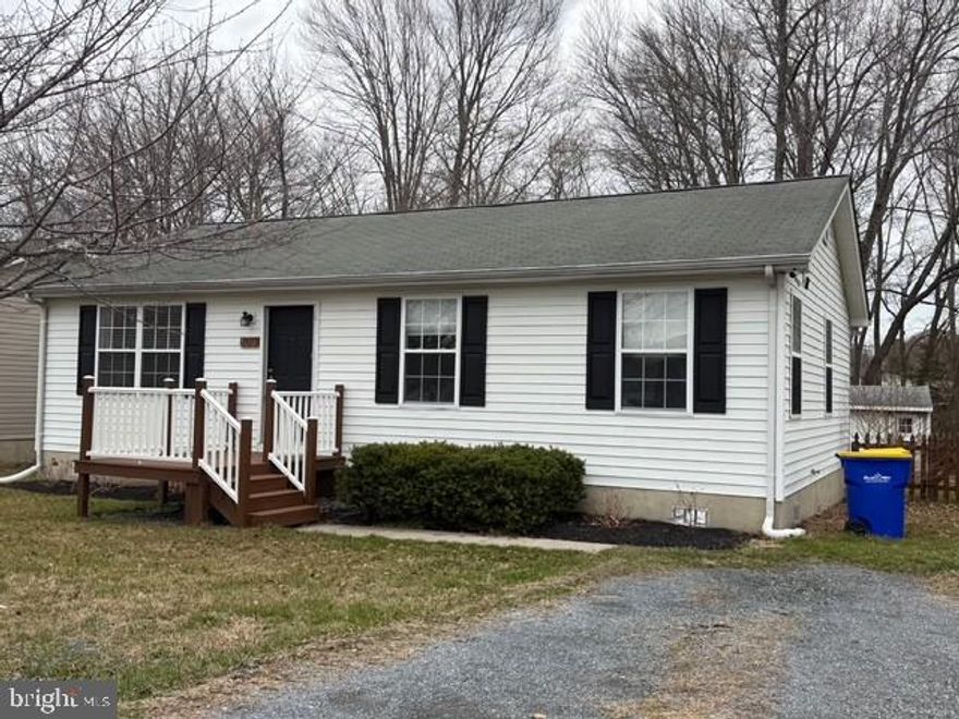 Comfortable Rancher  with fenced back yard backing to wooded area. Back yard has a large storage shed  and stone patio with fire pit off the deck. This 3 bedroom 2 bath home is move in ready.
Freshly painted, LVP flooring throughout and light filled rooms.
Located in Grasonville, minitues to Bay Bridge,  Chesapeake Environmental Center( see the wildlife of the Eastern Shore ,rent a kayak) and close to the outlets.
American Home Shield's Platinum Sheild offered at settlement for peace of mind.
Schedule a tour before it's gone.