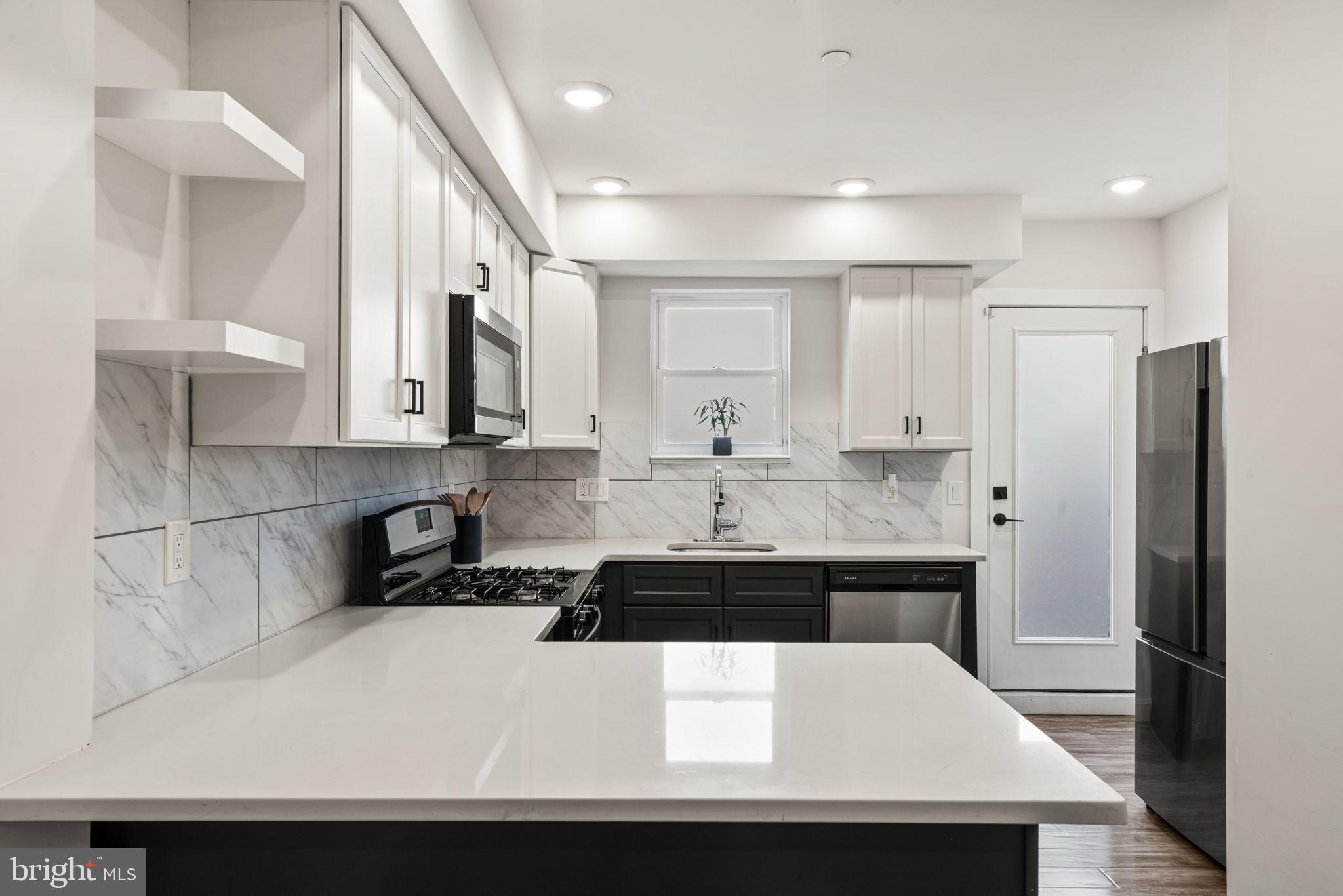 OLDE KENSINGTON - Residential