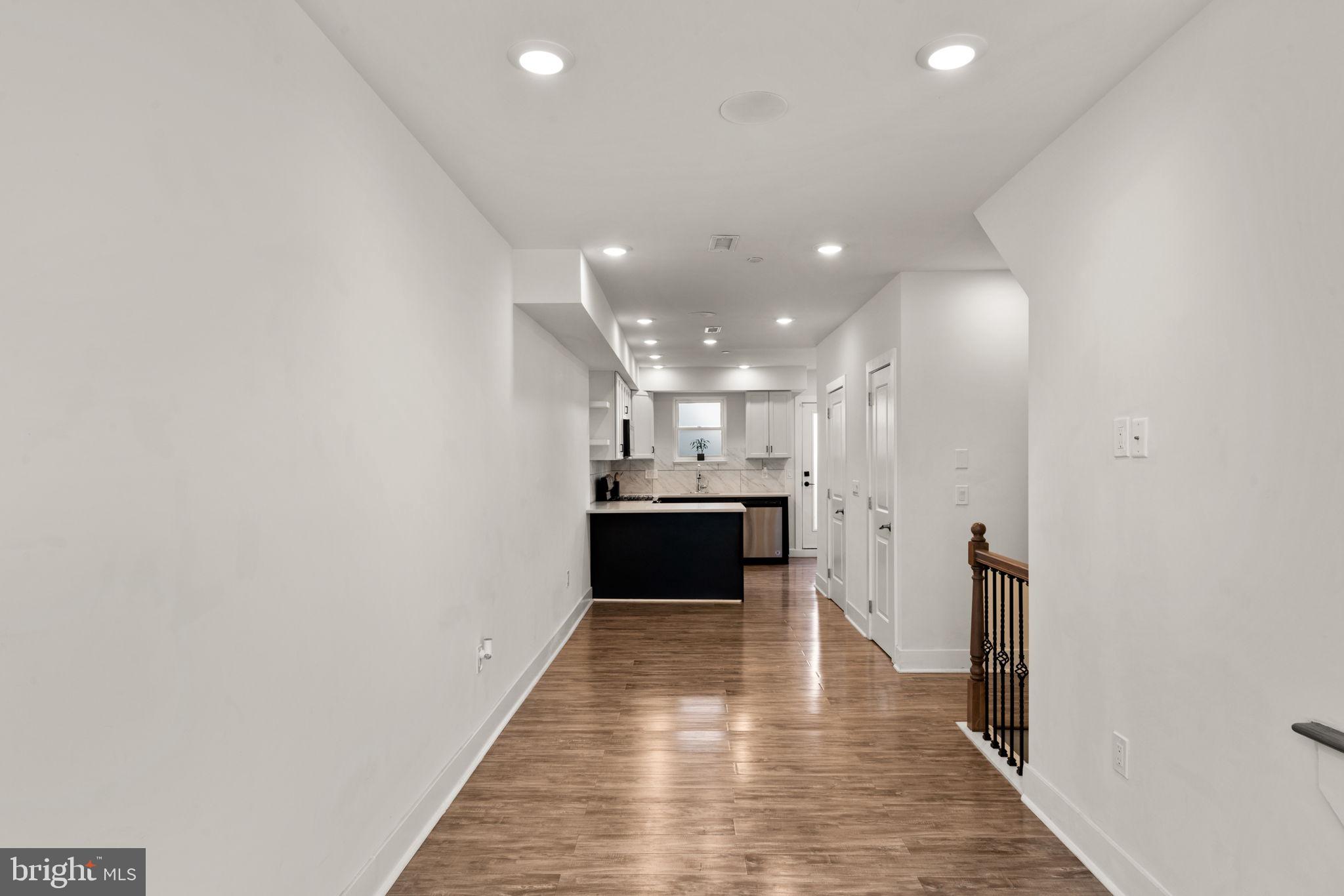 OLDE KENSINGTON - Residential