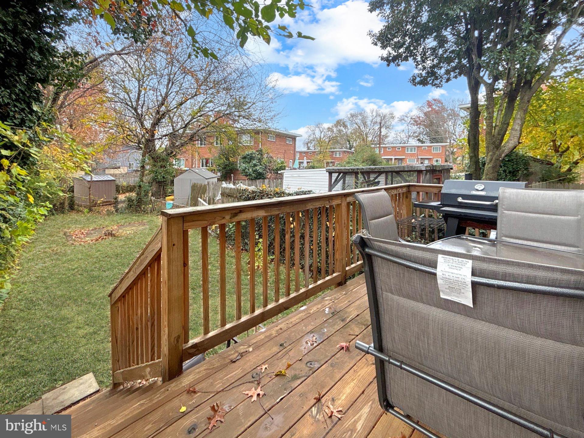 GLASSMANOR - Residential