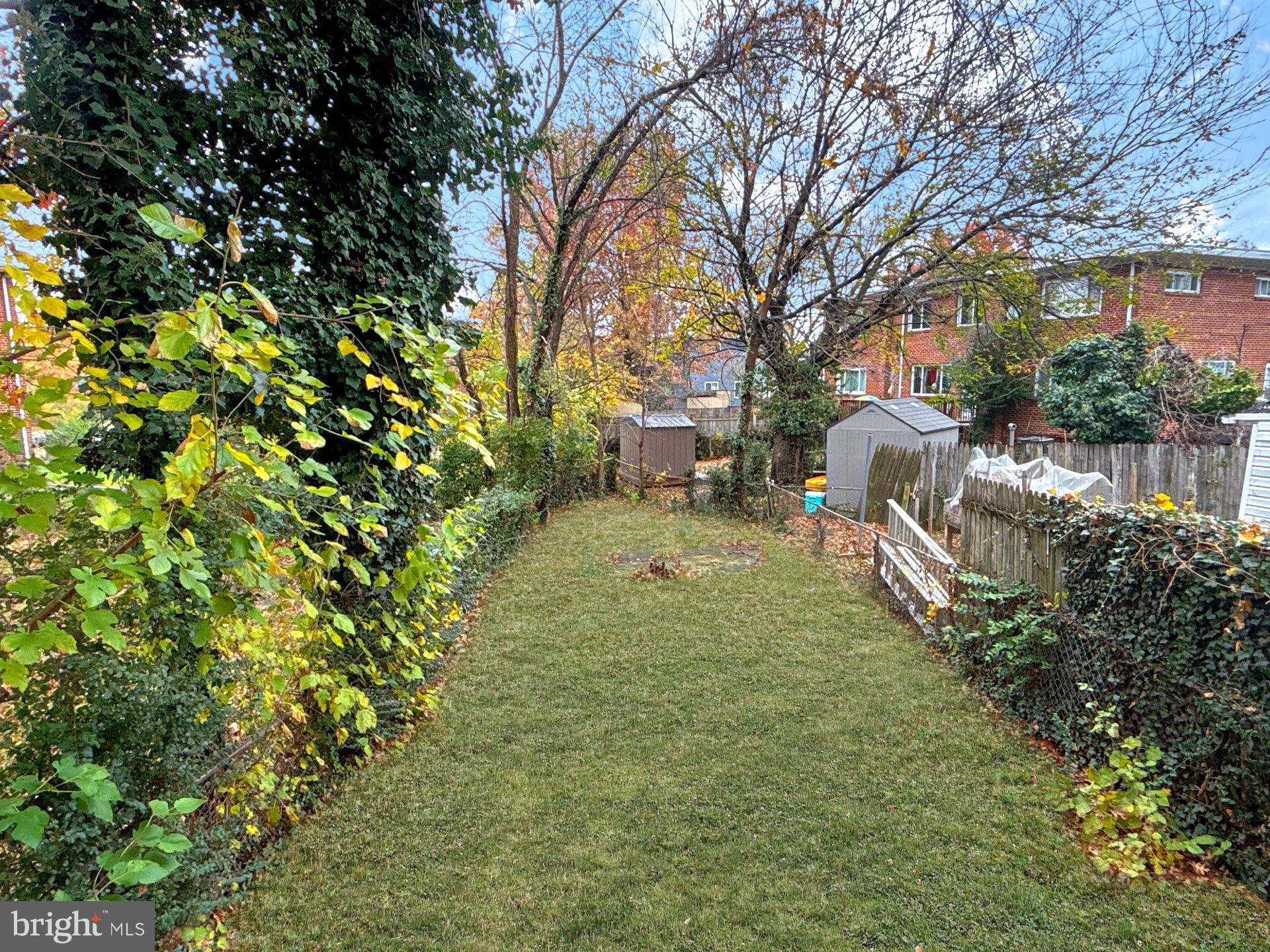 GLASSMANOR - Residential