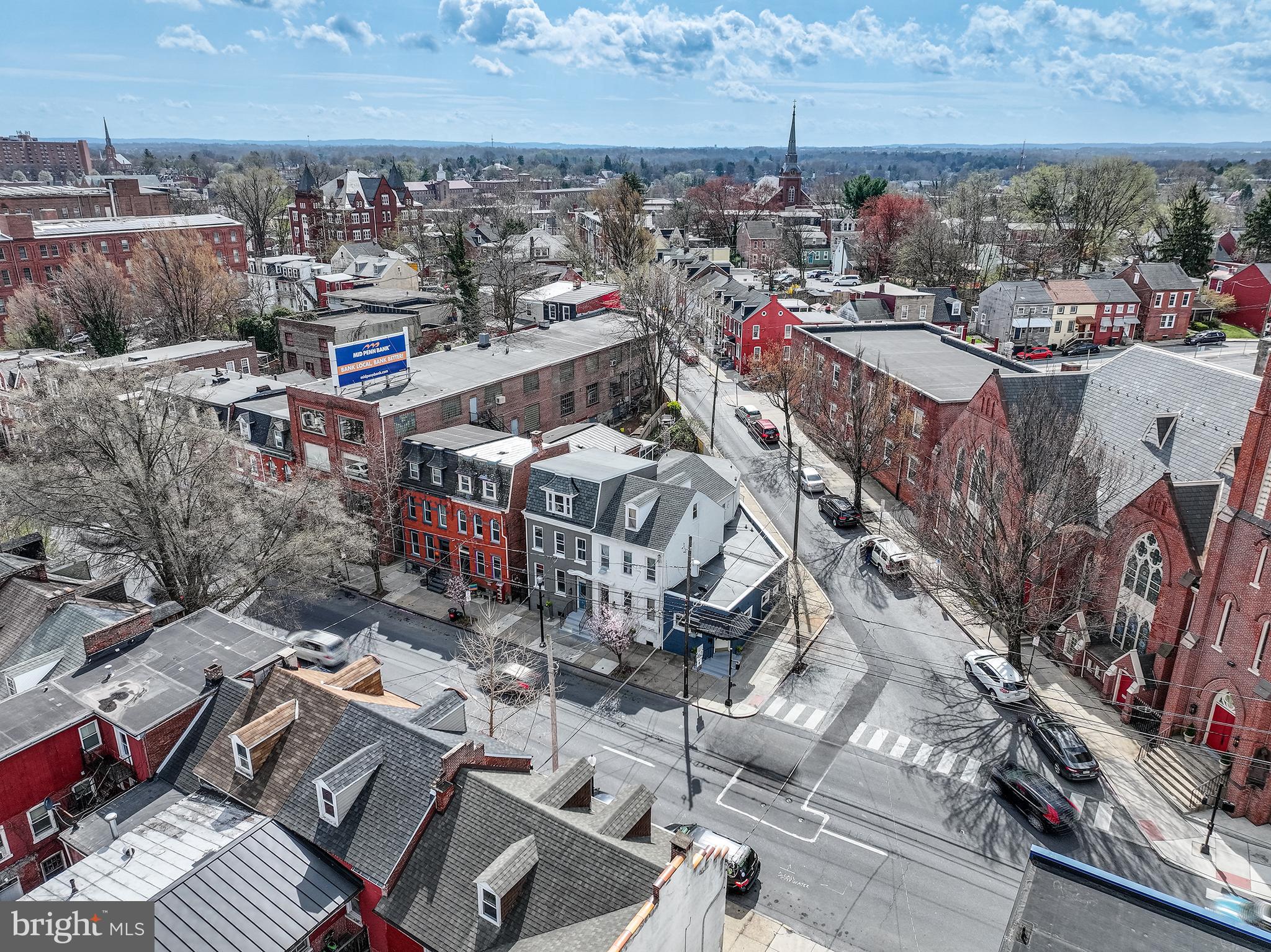 DOWNTOWN LANCASTER - Residential Income