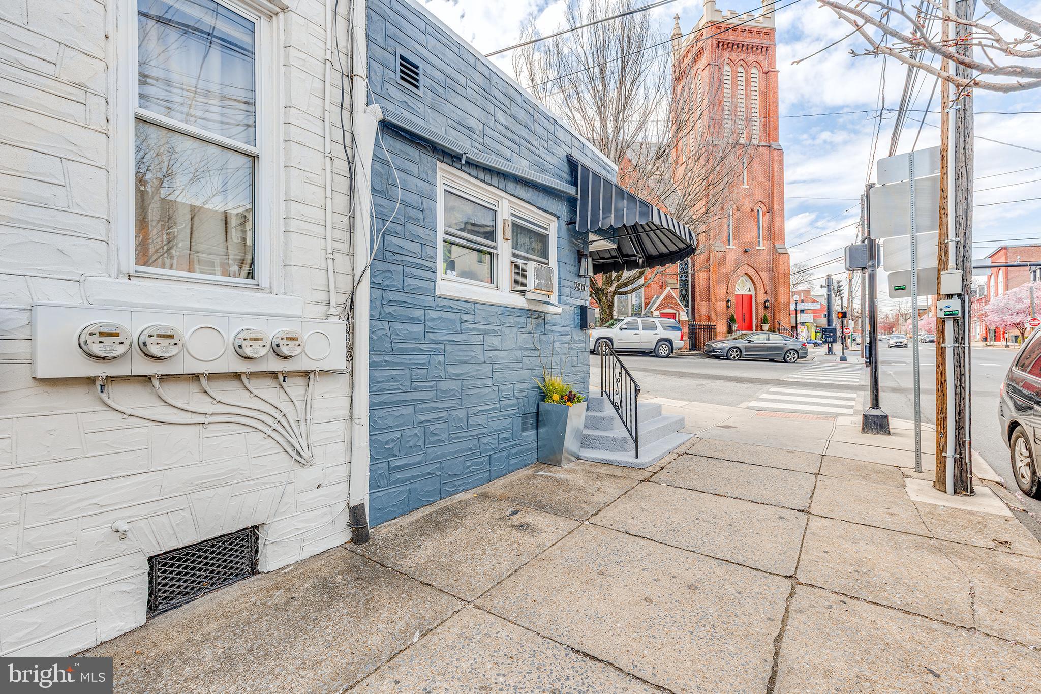 DOWNTOWN LANCASTER - Residential Income