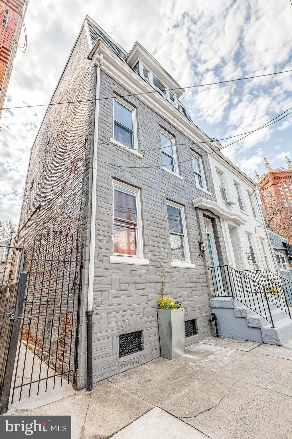 Photo of 342 W King Street, LANCASTER, PA 17603 (MLS # PALA2066358)