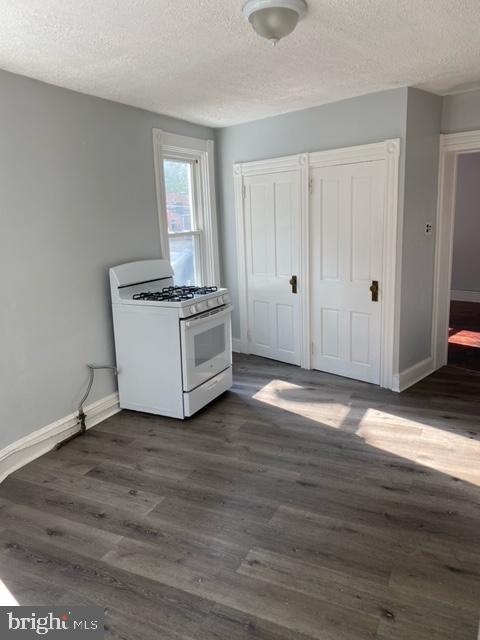 DOWNTOWN LANCASTER - Residential Income