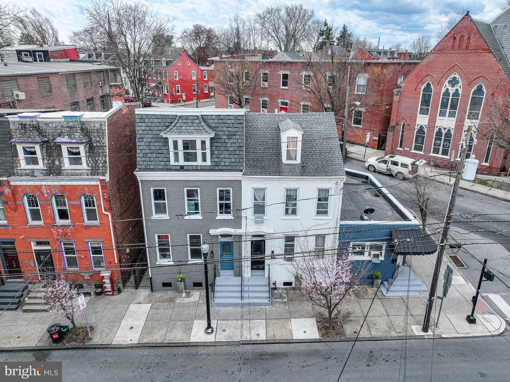 DOWNTOWN LANCASTER - Residential Income