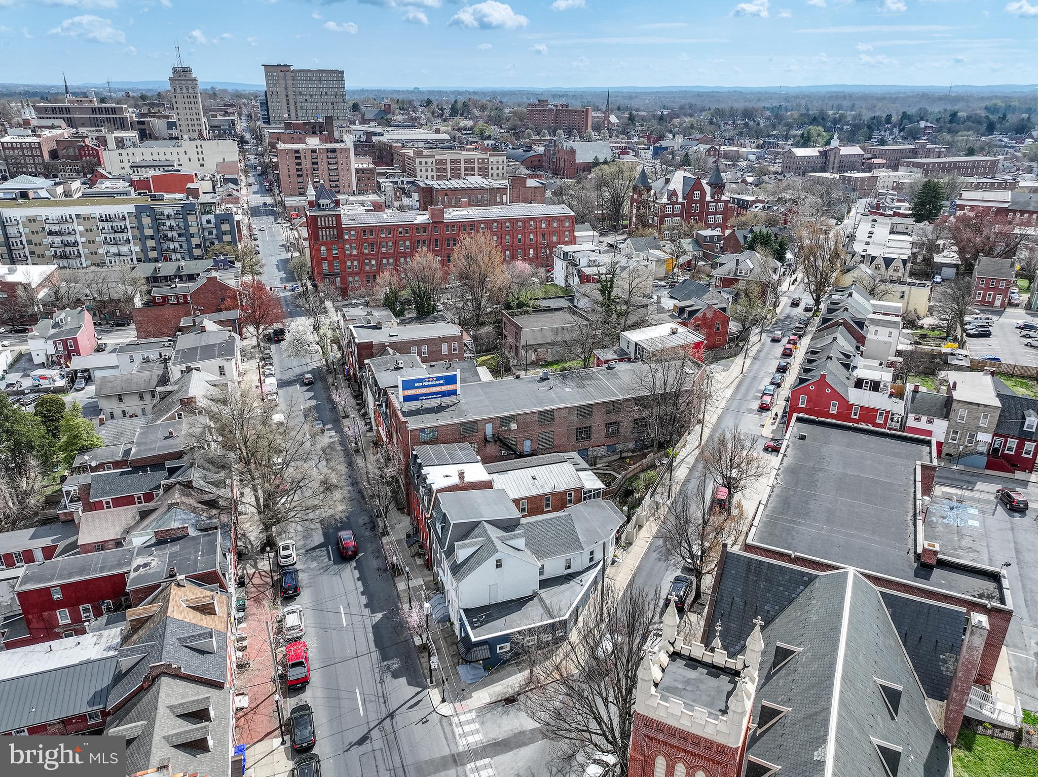 DOWNTOWN LANCASTER - Residential Income