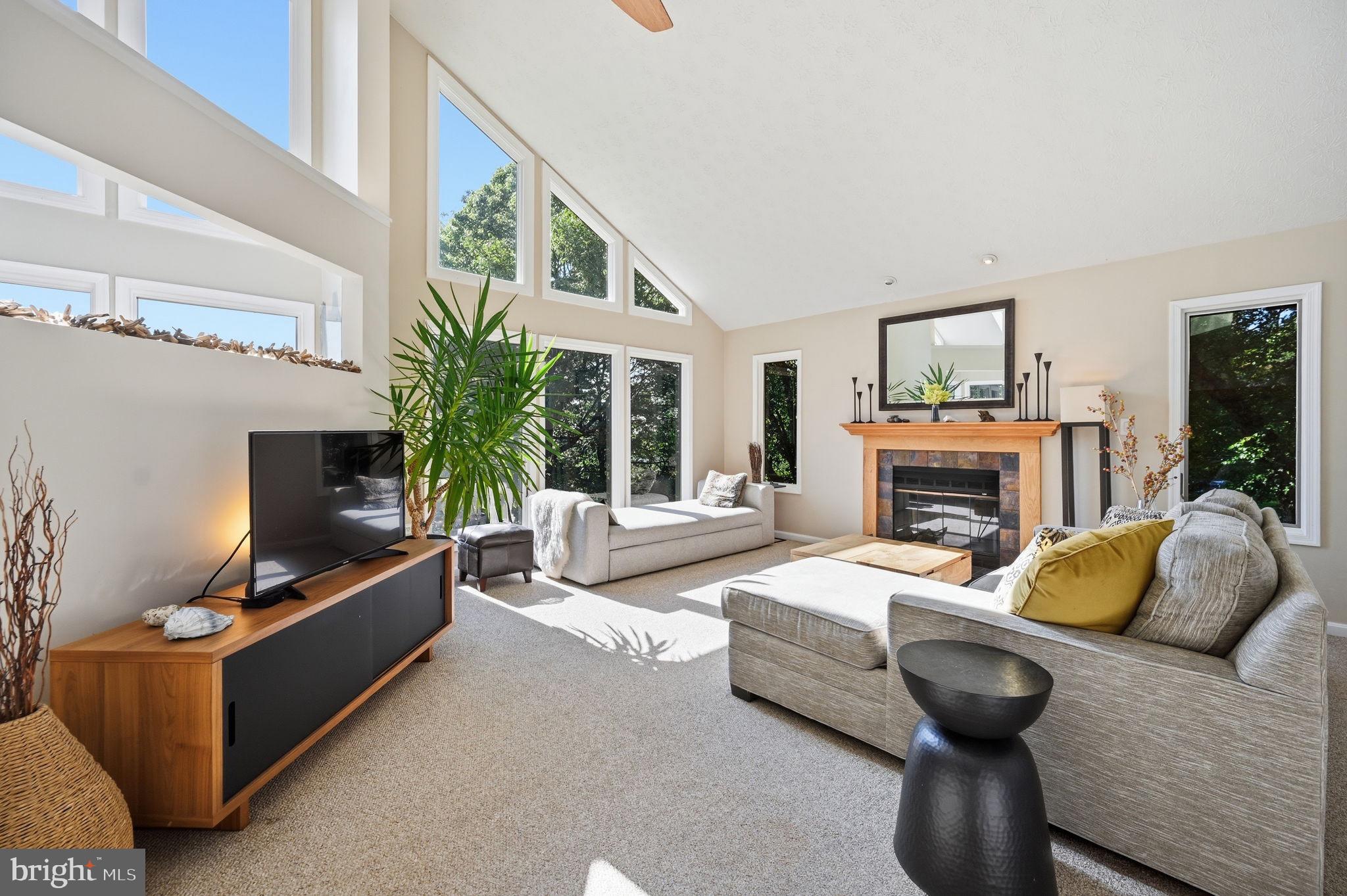 2090 PAINTER COURT