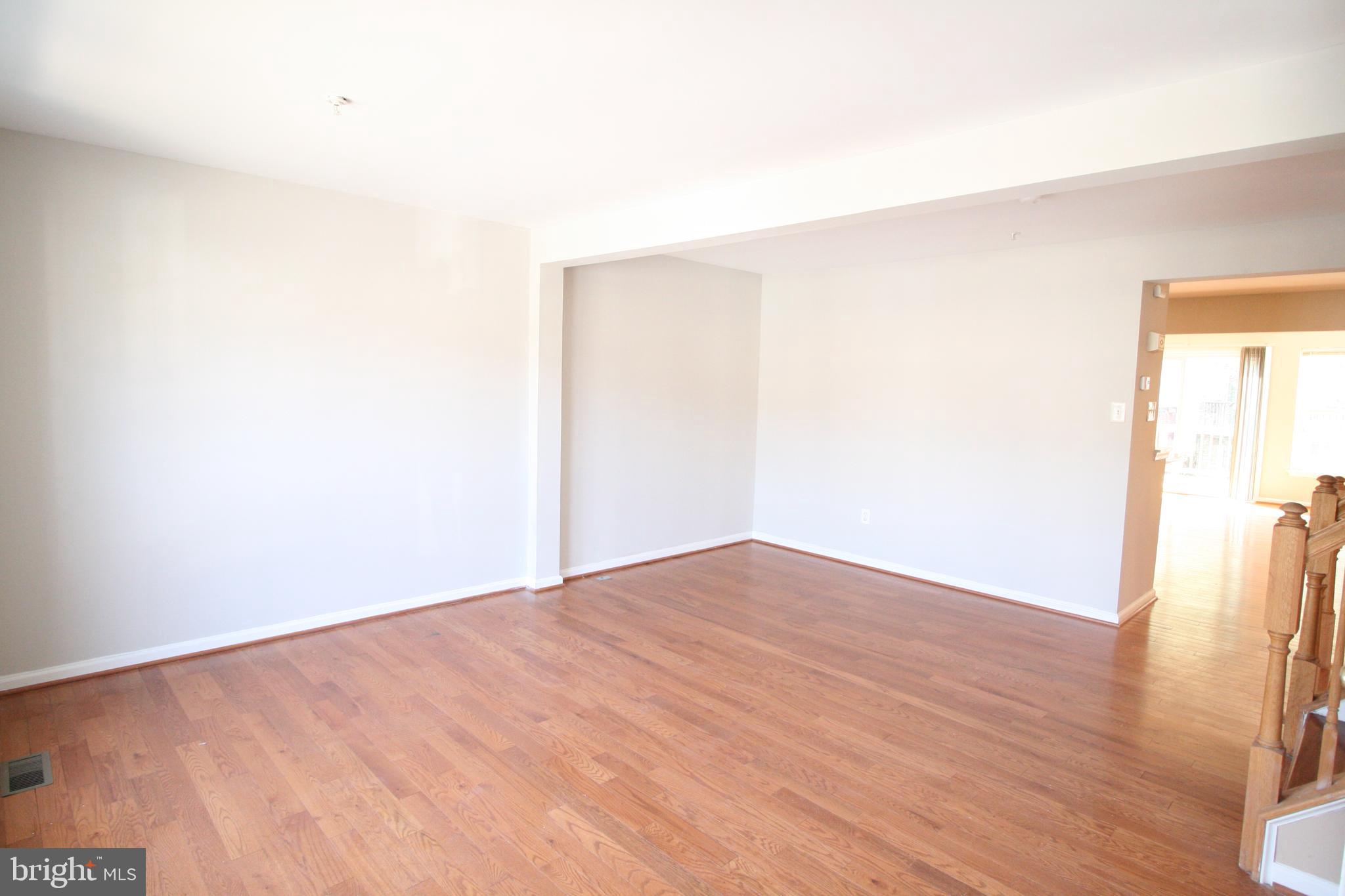 OWINGS MILLS - Residential Lease