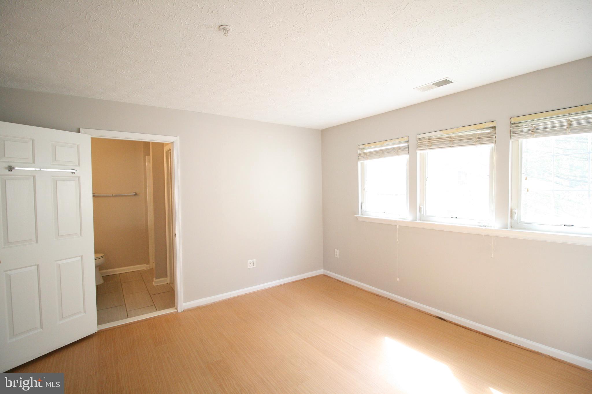 OWINGS MILLS - Residential Lease