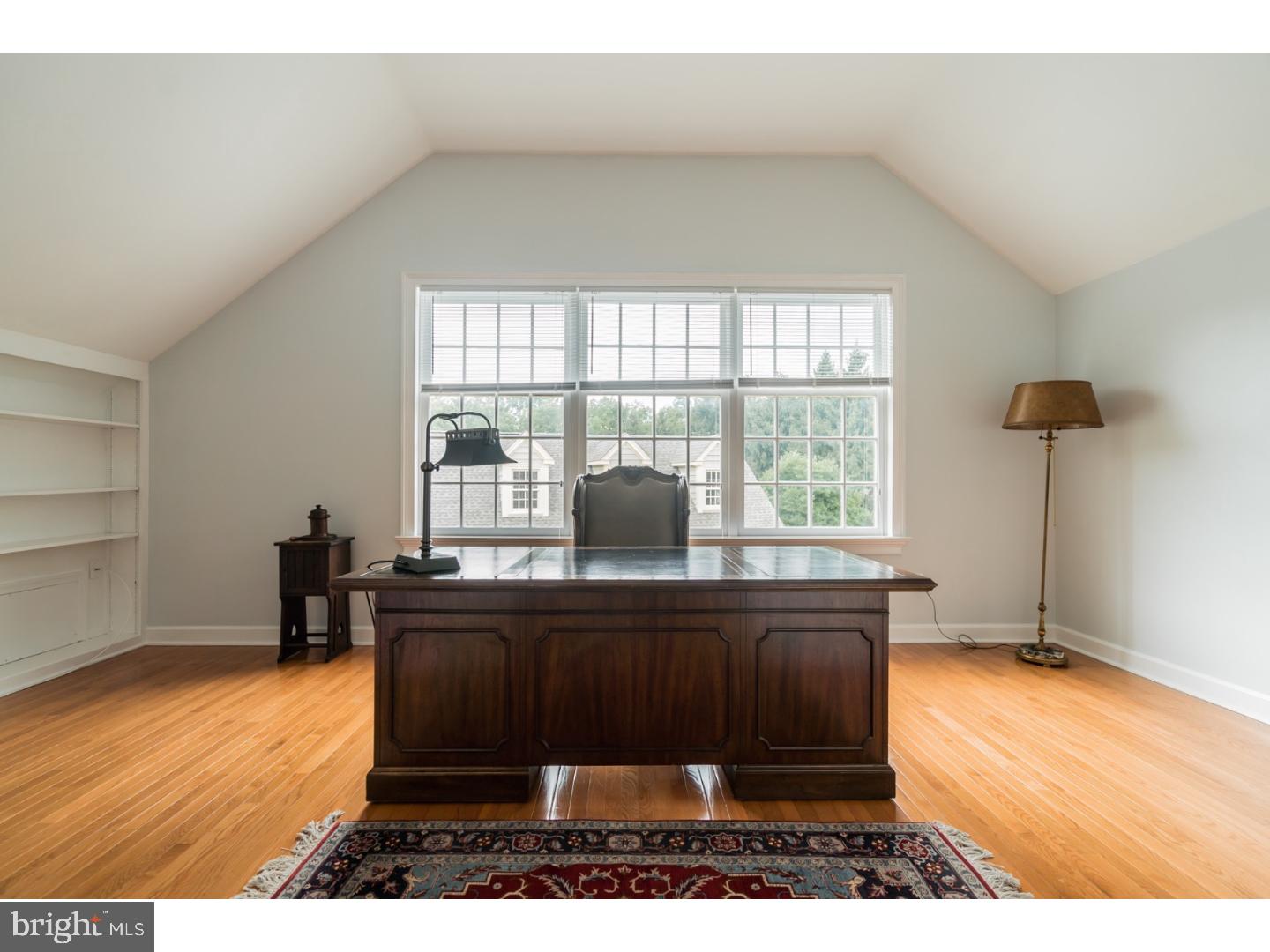 TOWER HILL - Residential