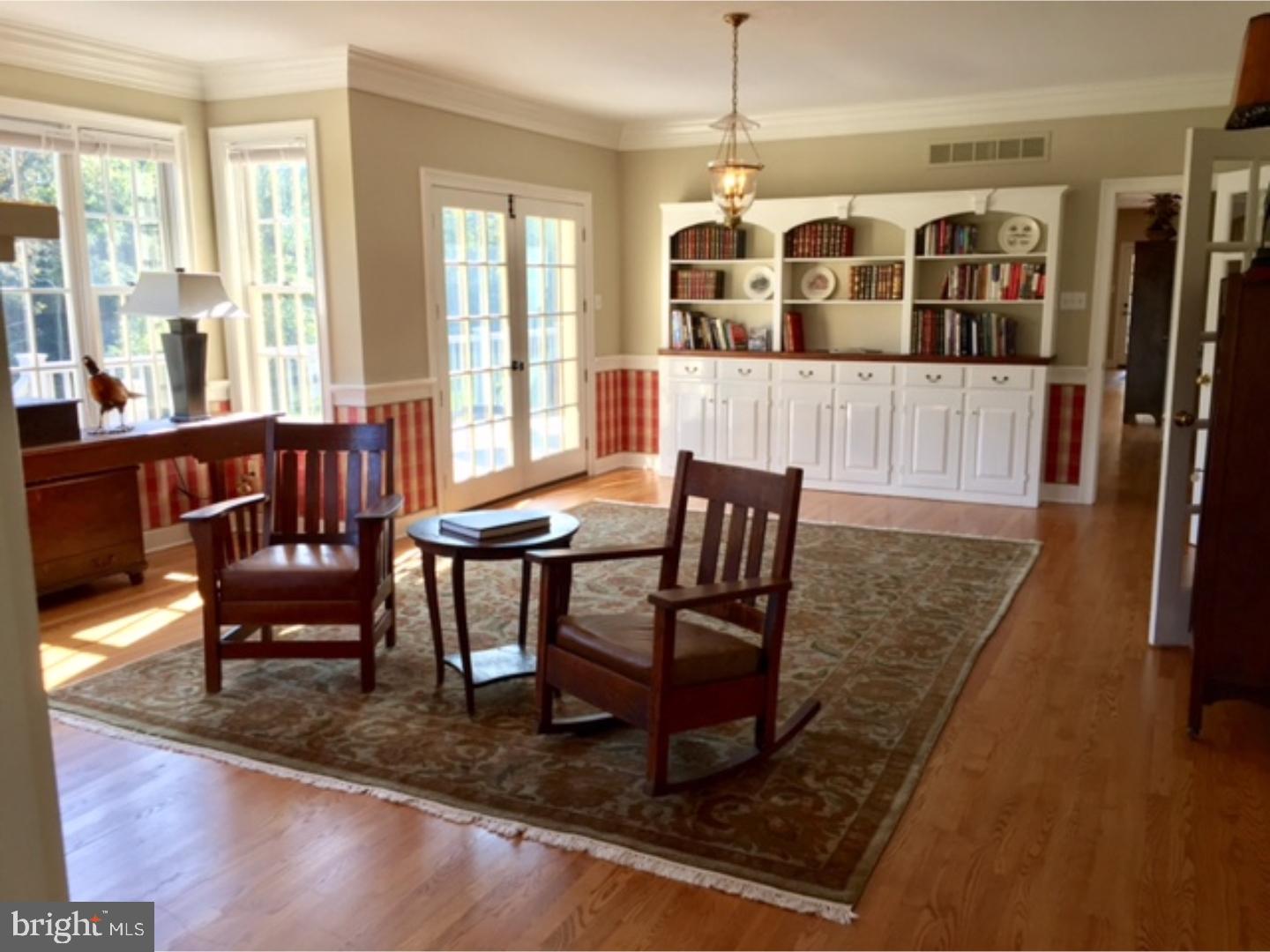 TOWER HILL - Residential