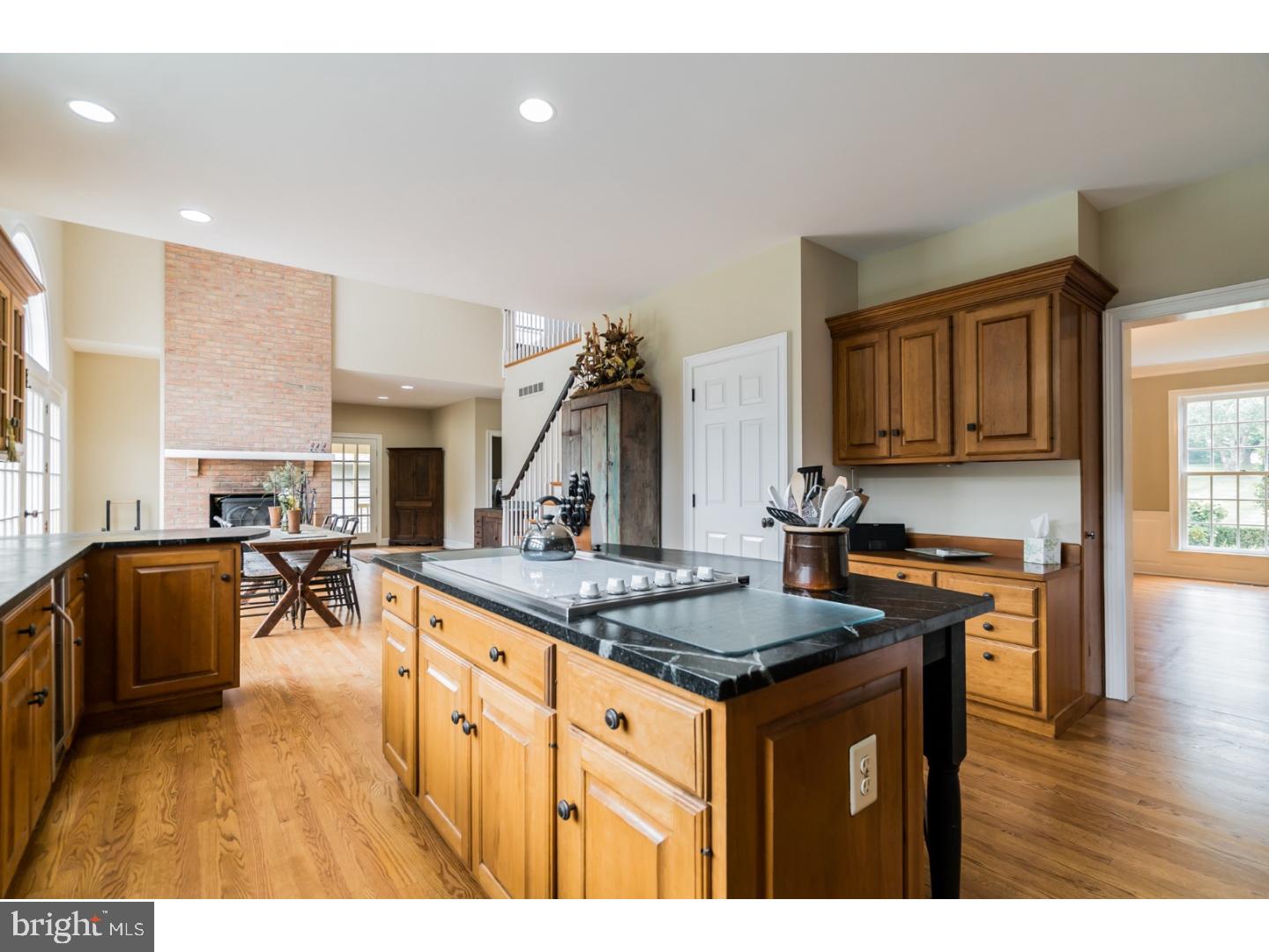 TOWER HILL - Residential