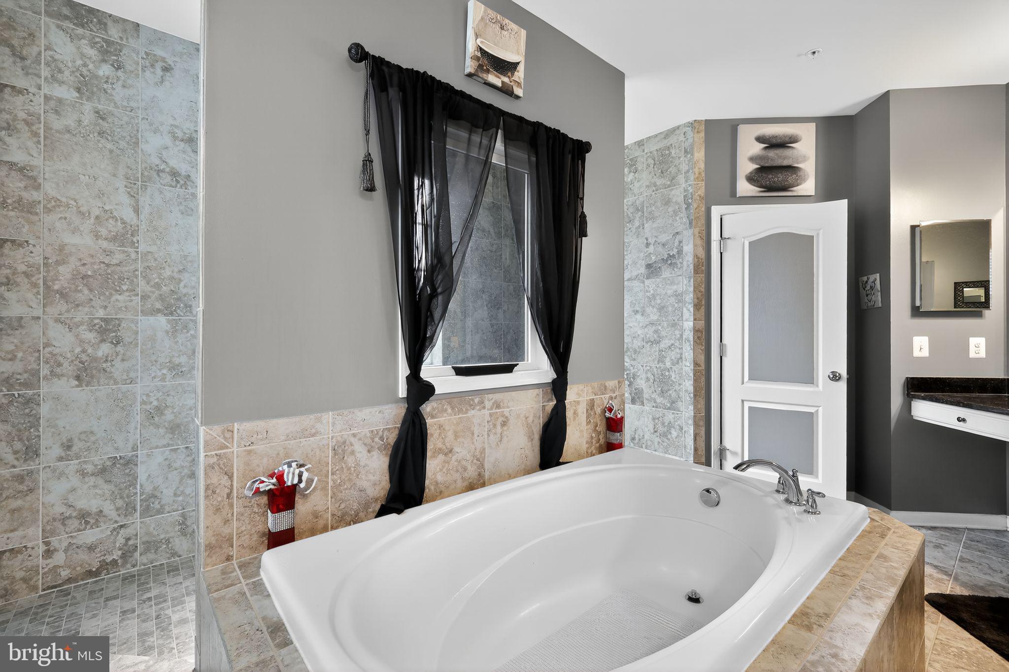 POPLAR GROVE - Residential