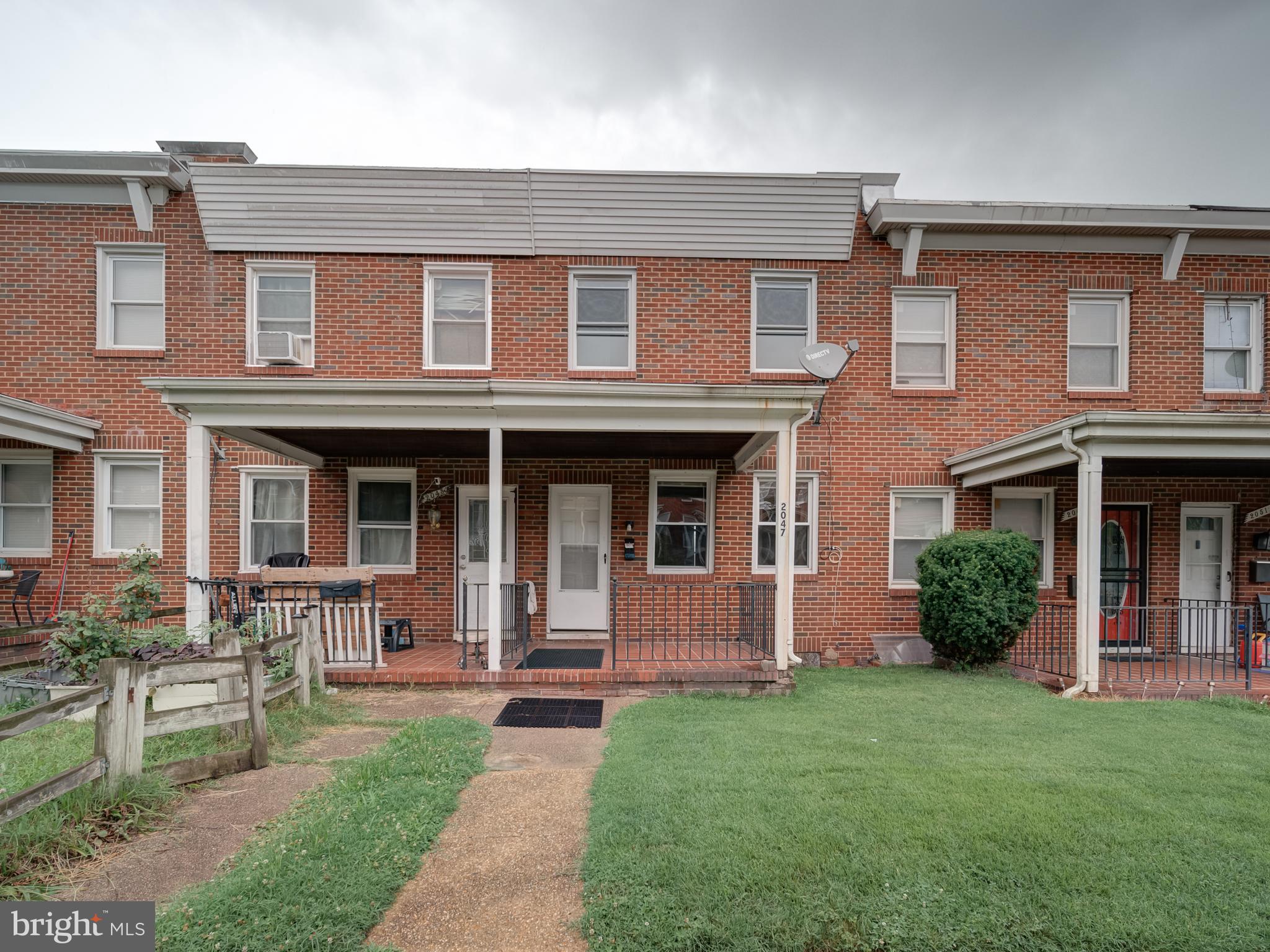 Move right into this nice 2-bedroom, 1-bathroom, separate dining room, unfinished basement, fenced yard, porch and much more! VOUCHERS ARE WELCOME!
