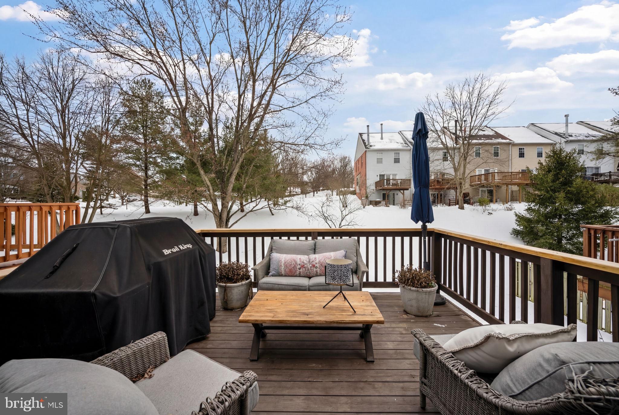 CROMWELL STATION - Residential