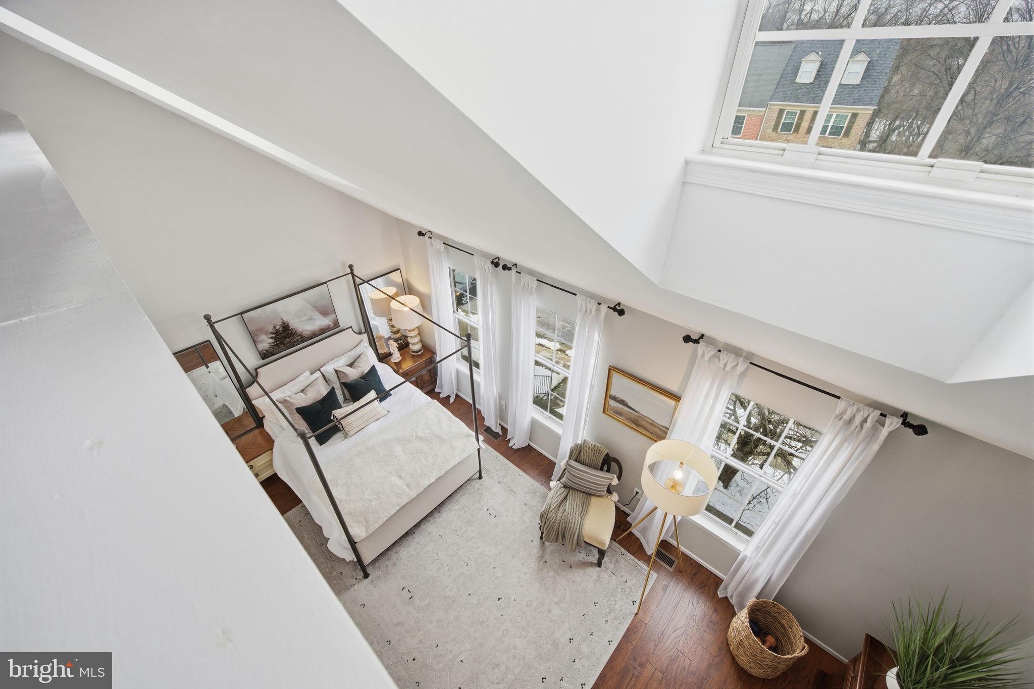 CROMWELL STATION - Residential