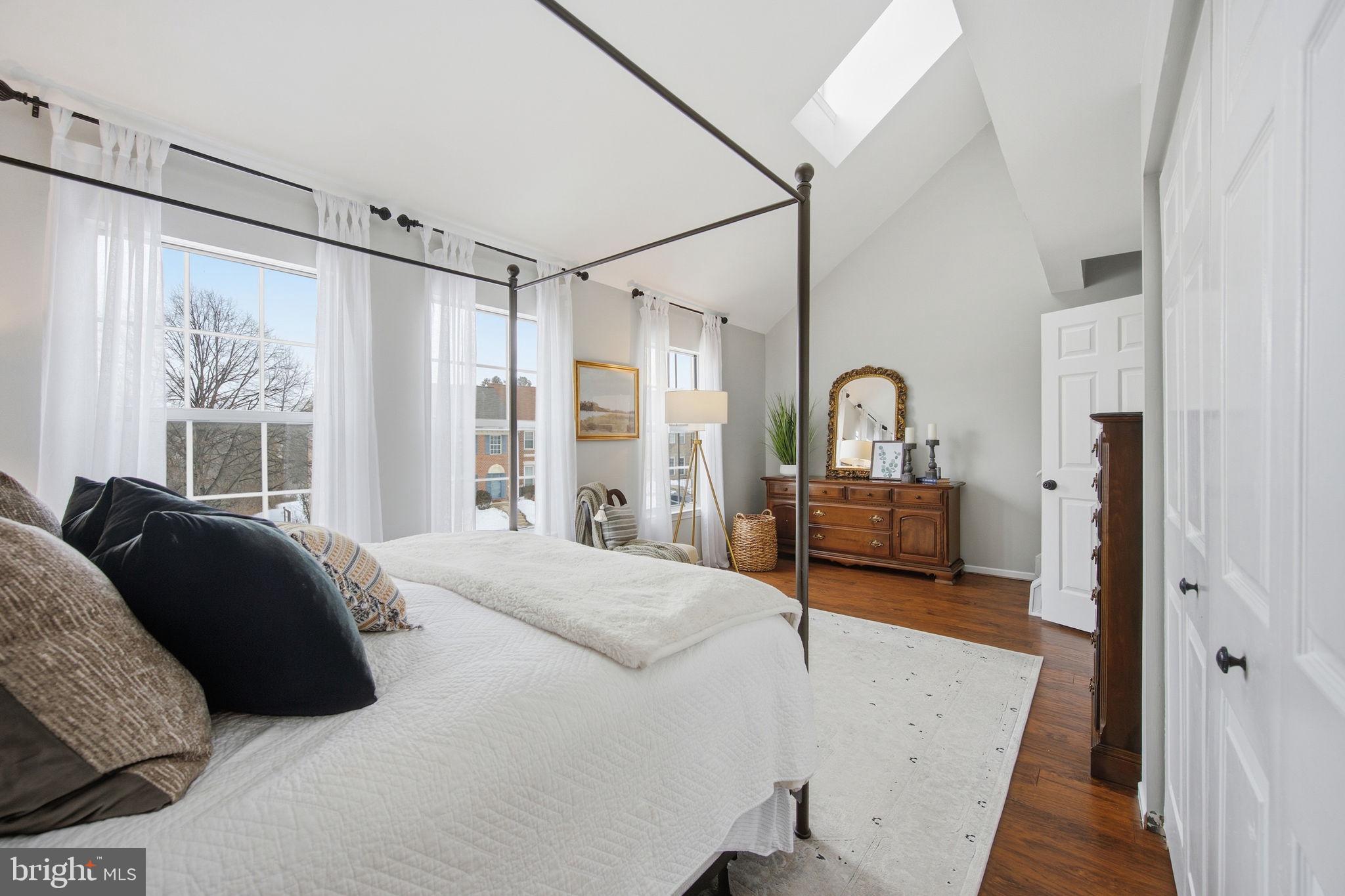 CROMWELL STATION - Residential