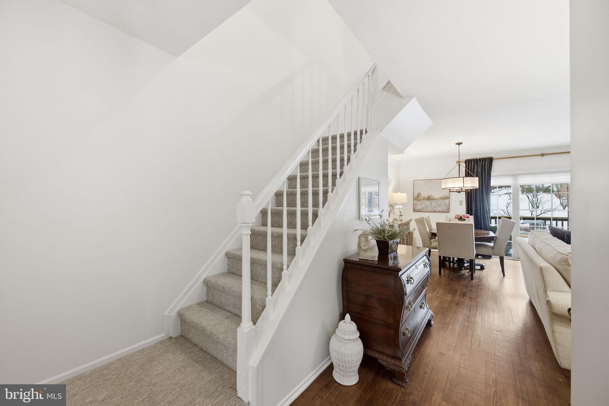 CROMWELL STATION - Residential