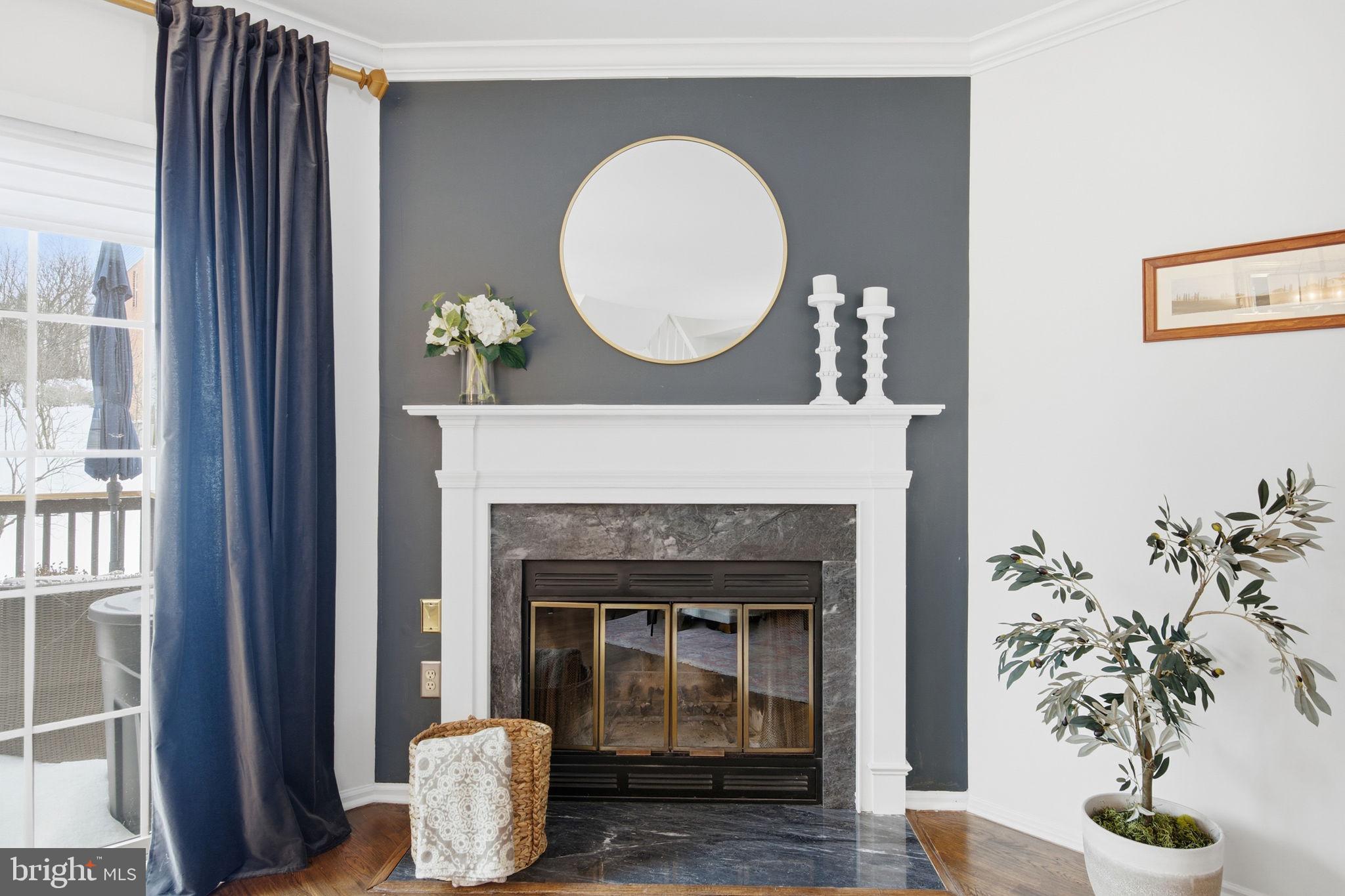 CROMWELL STATION - Residential