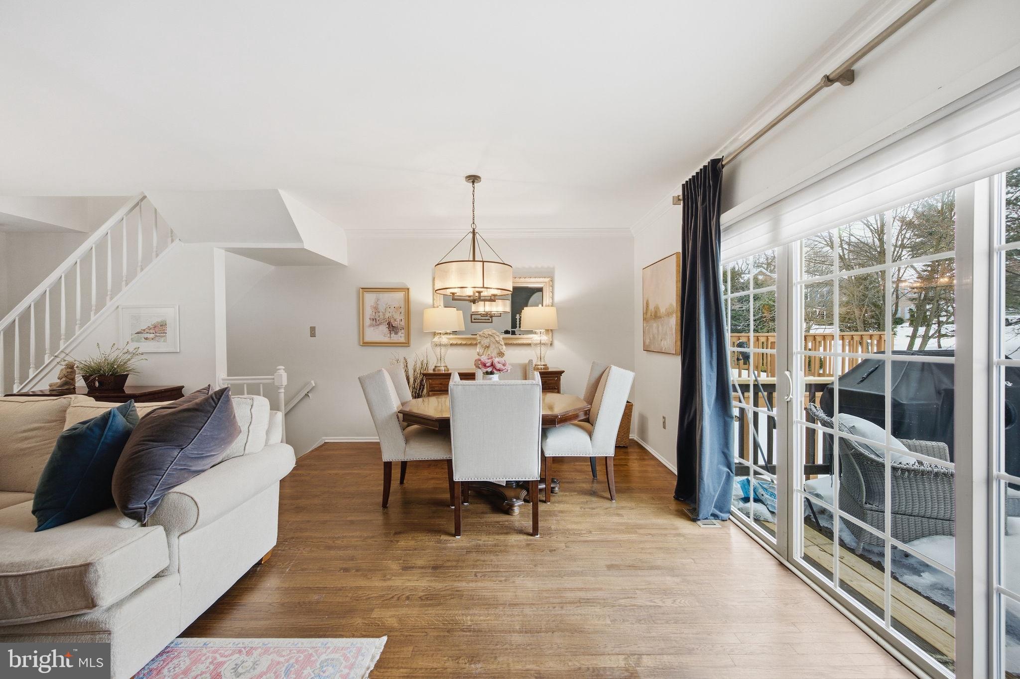 CROMWELL STATION - Residential