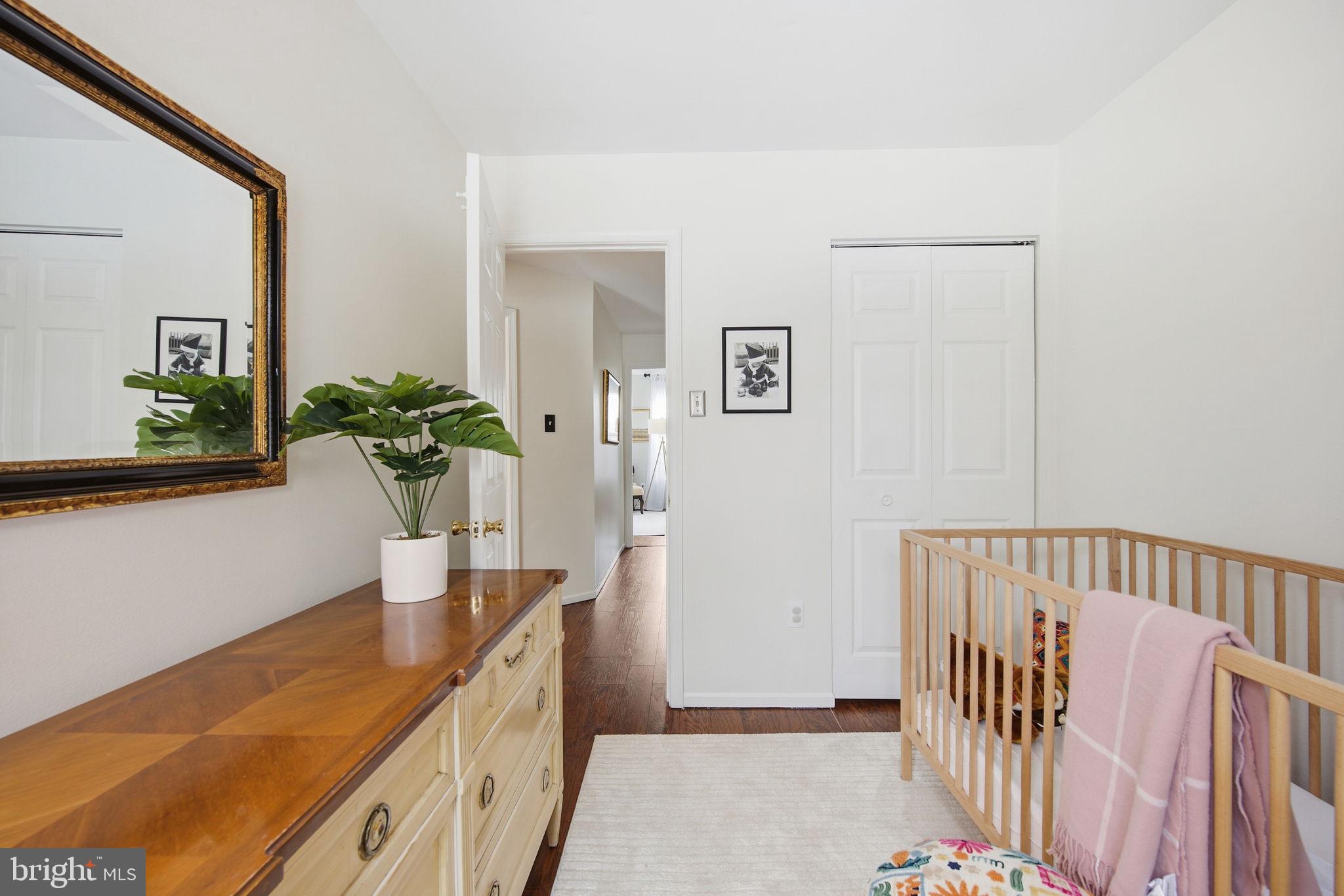 CROMWELL STATION - Residential