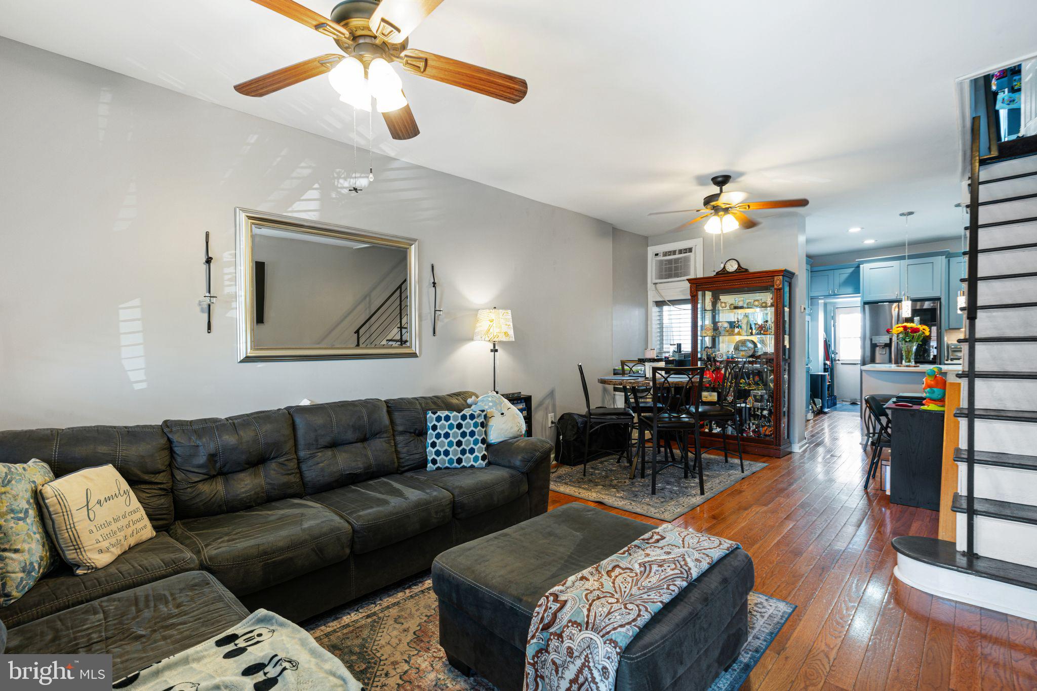 PORT RICHMOND - Residential