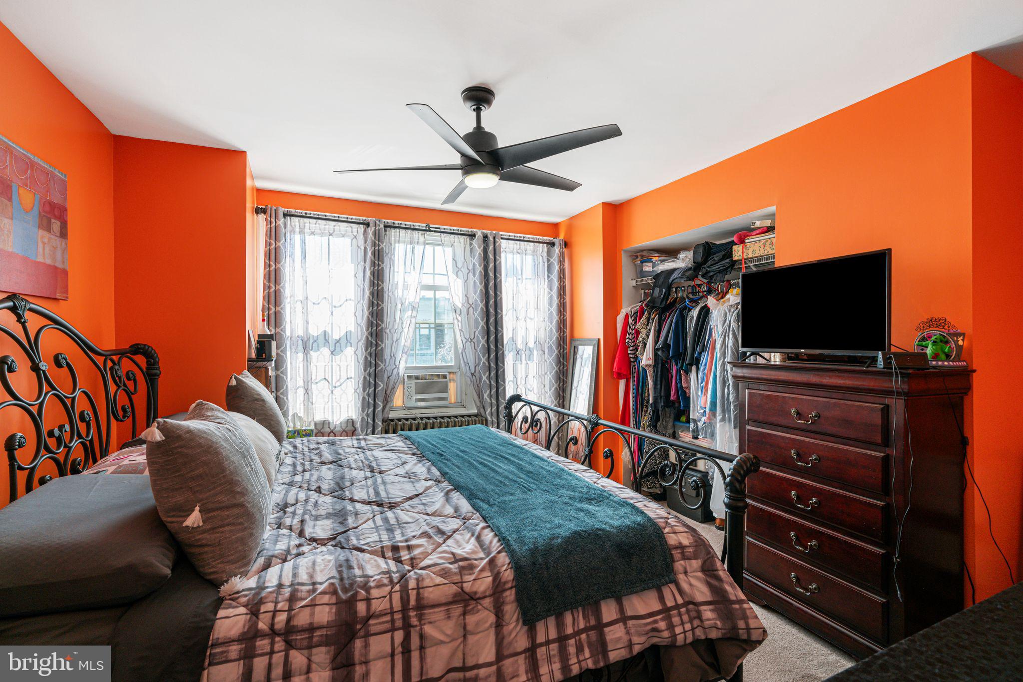 PORT RICHMOND - Residential