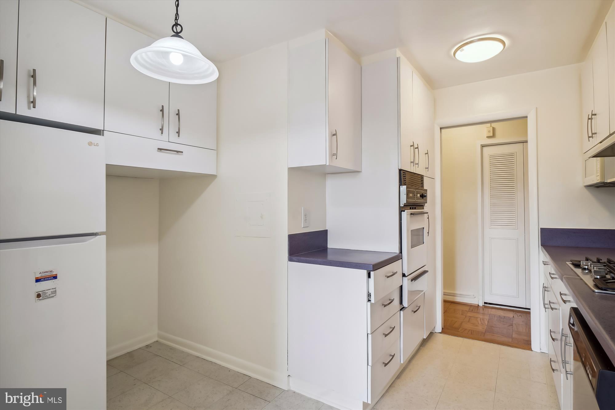 GROSVENOR PARK - Residential