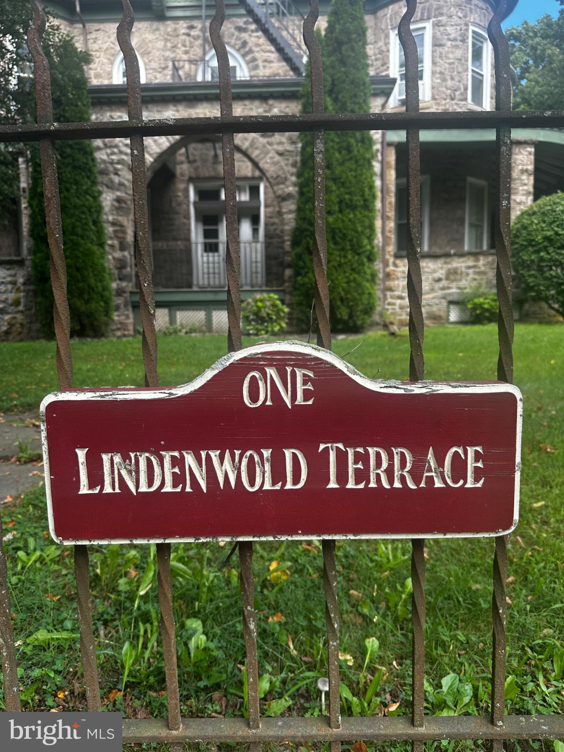 1 LINDENWOLD TERRACE 1