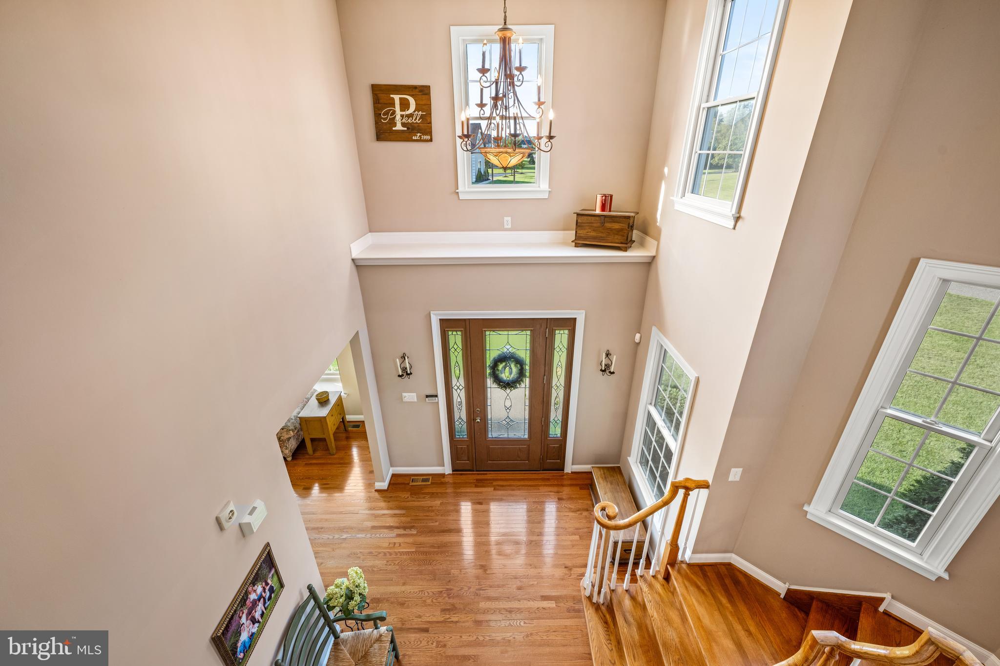 COUNTRY LANE - Residential