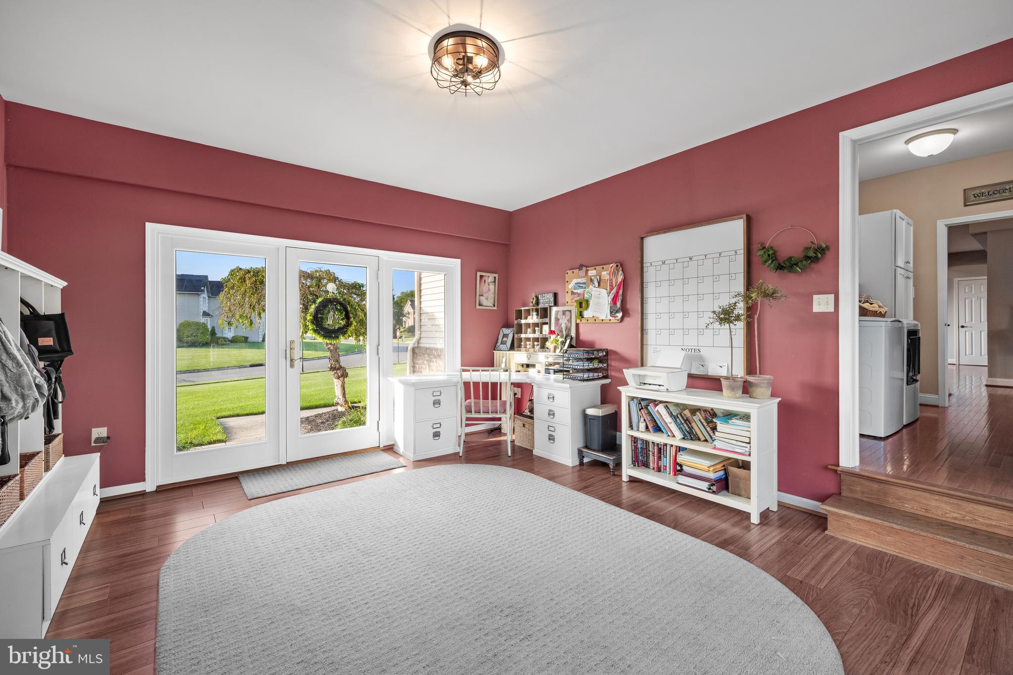 COUNTRY LANE - Residential