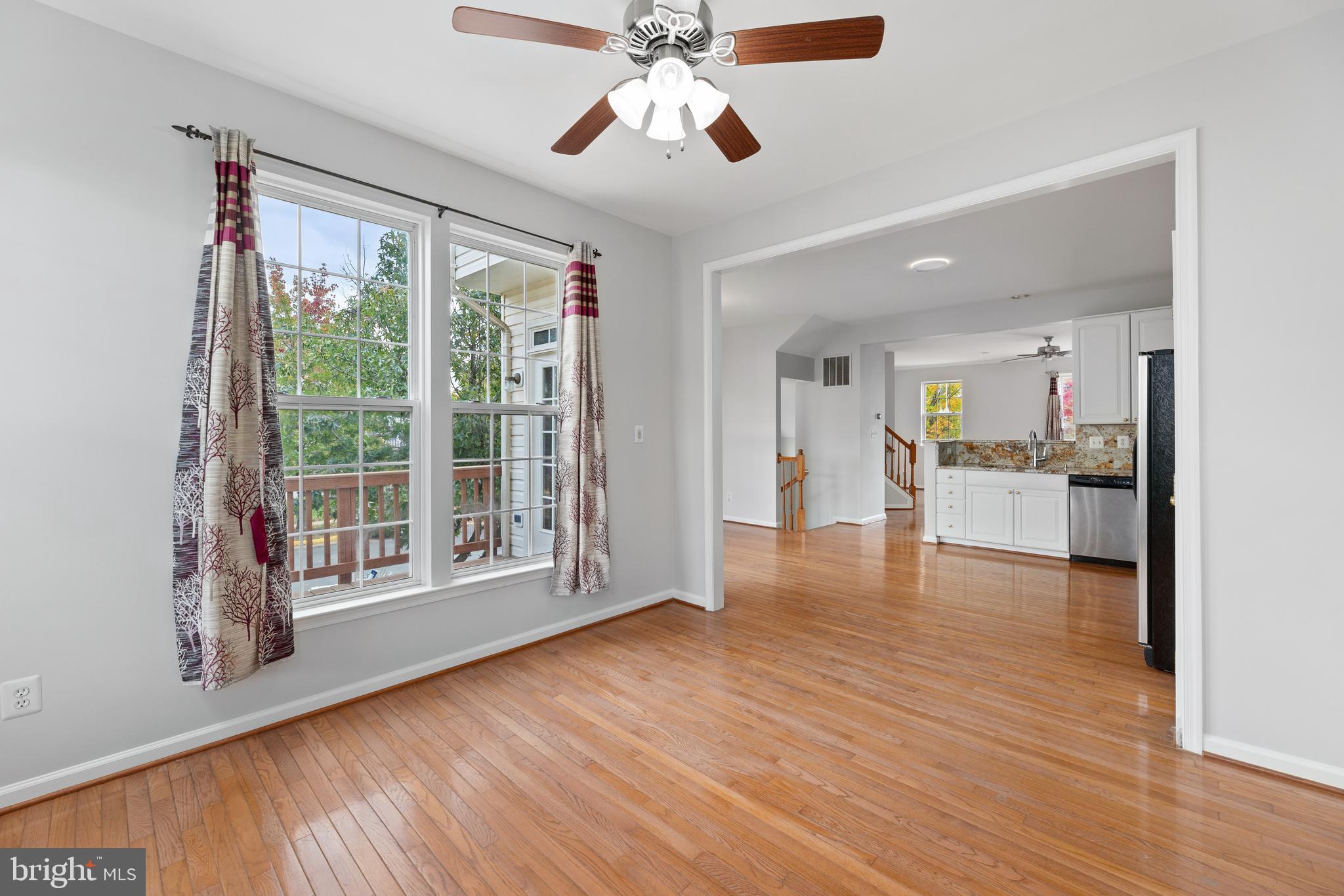 WELLESLEY - Residential Lease