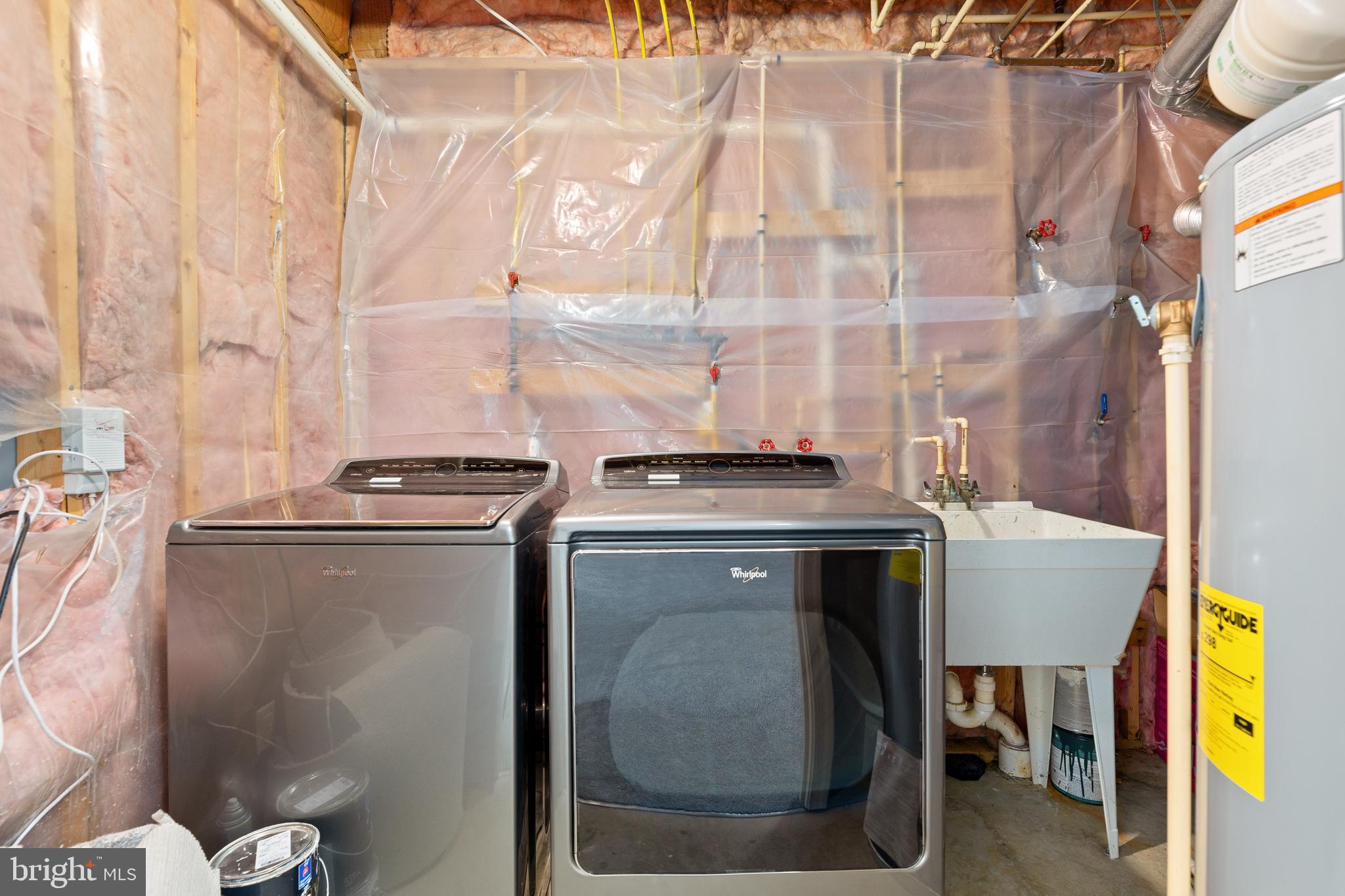 WELLESLEY - Residential Lease